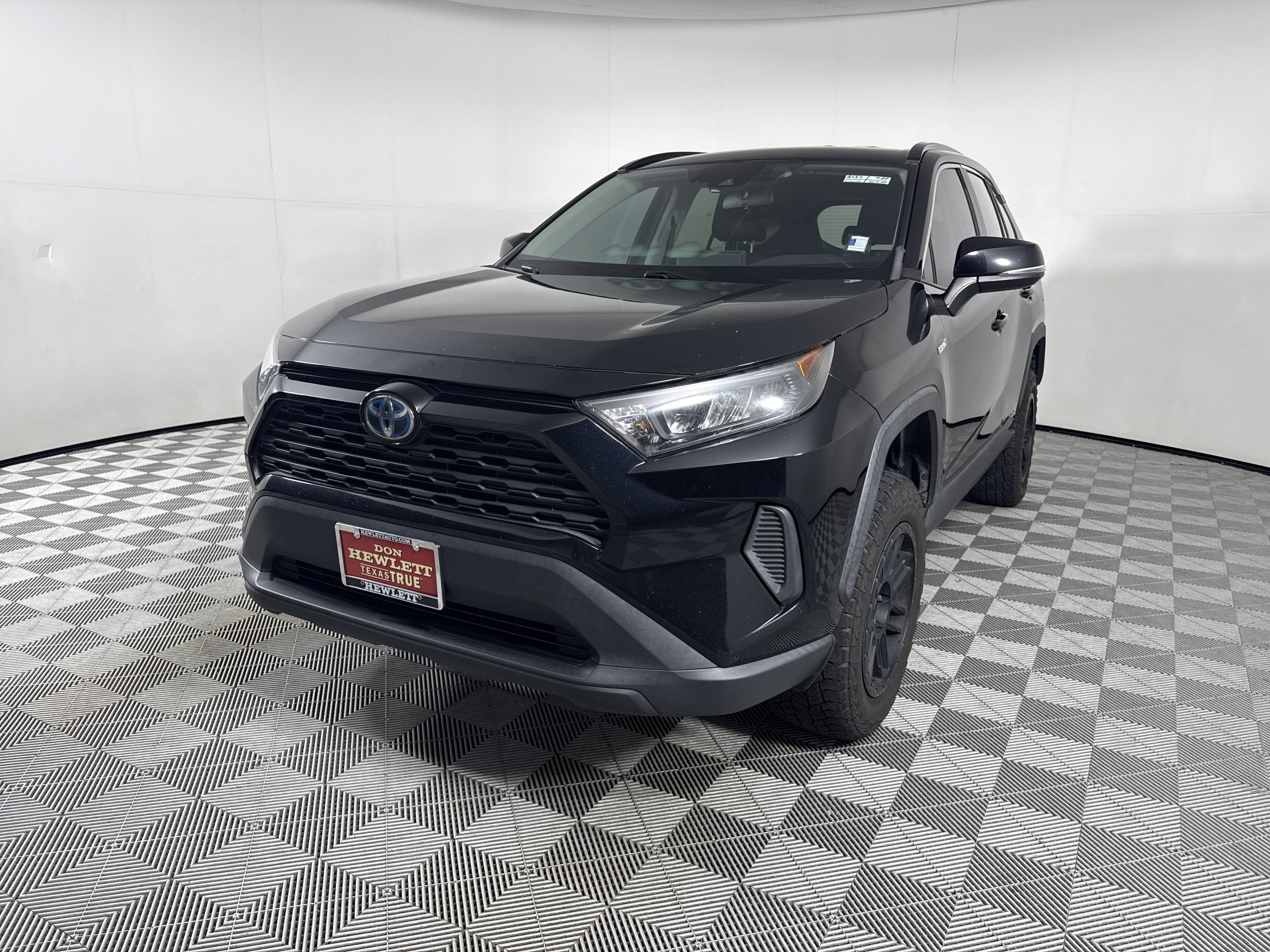 2019 Toyota RAV4 Hybrid LE