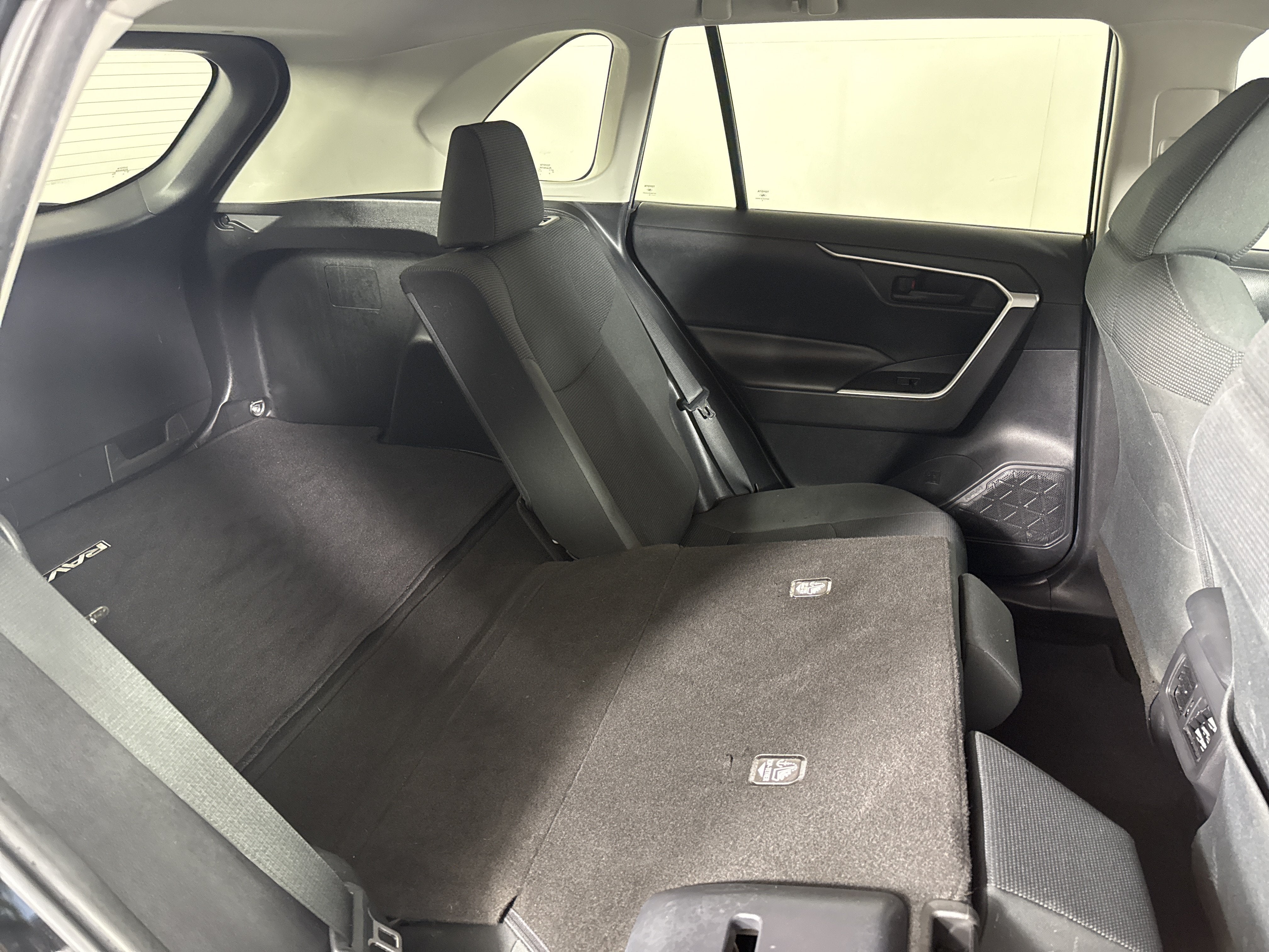 2019 Toyota RAV4 Hybrid LE