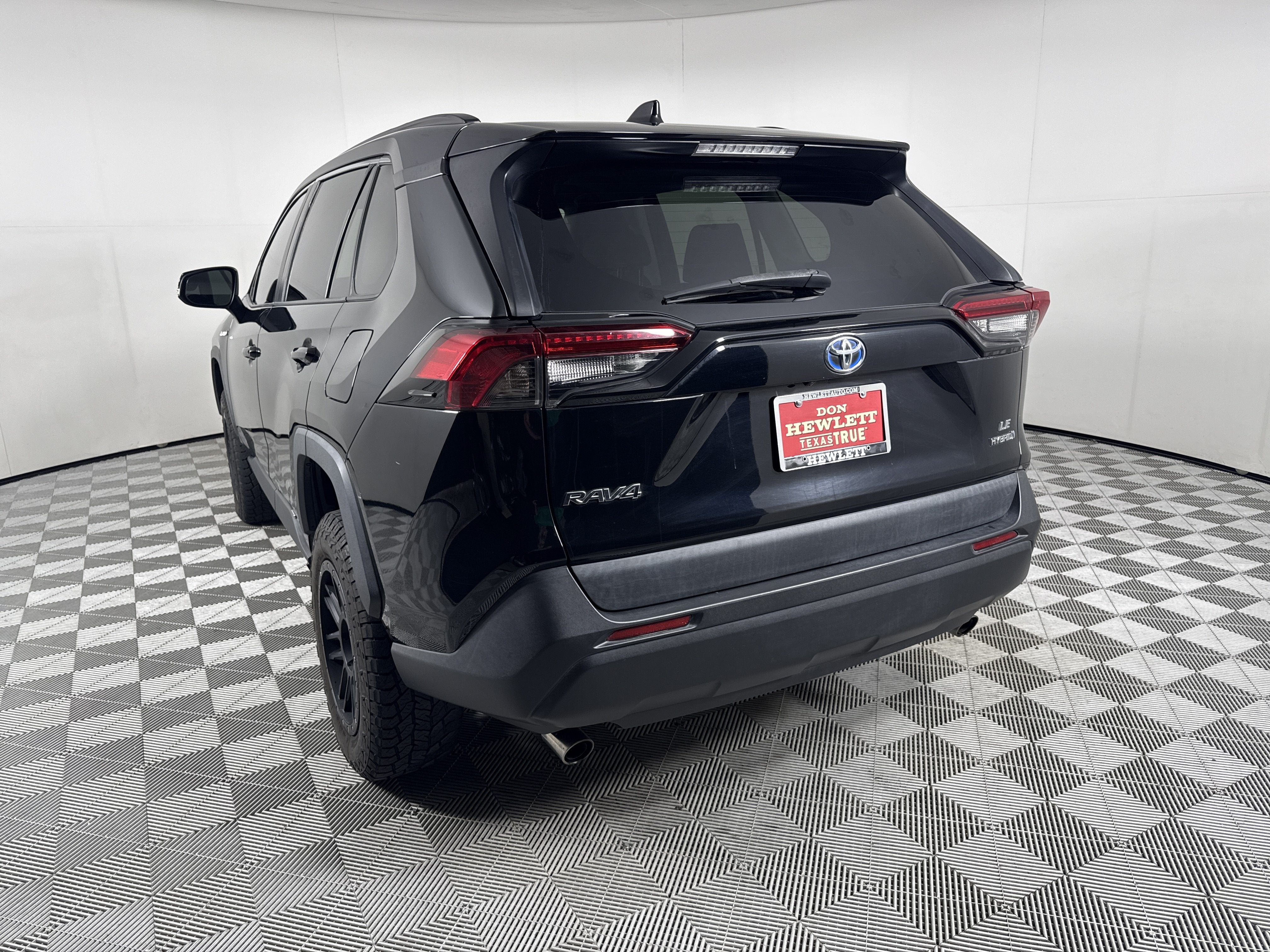2019 Toyota RAV4 Hybrid LE