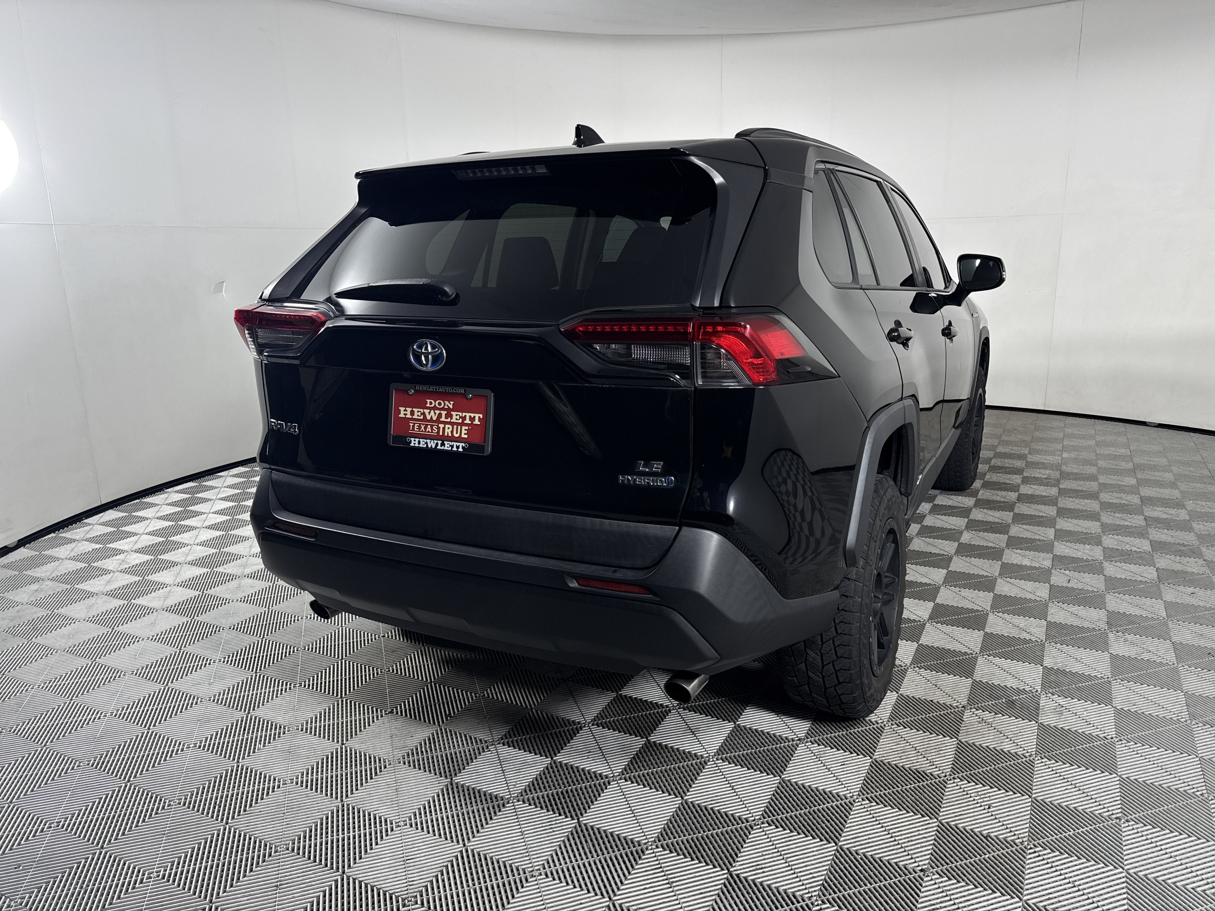 2019 Toyota RAV4 Hybrid LE