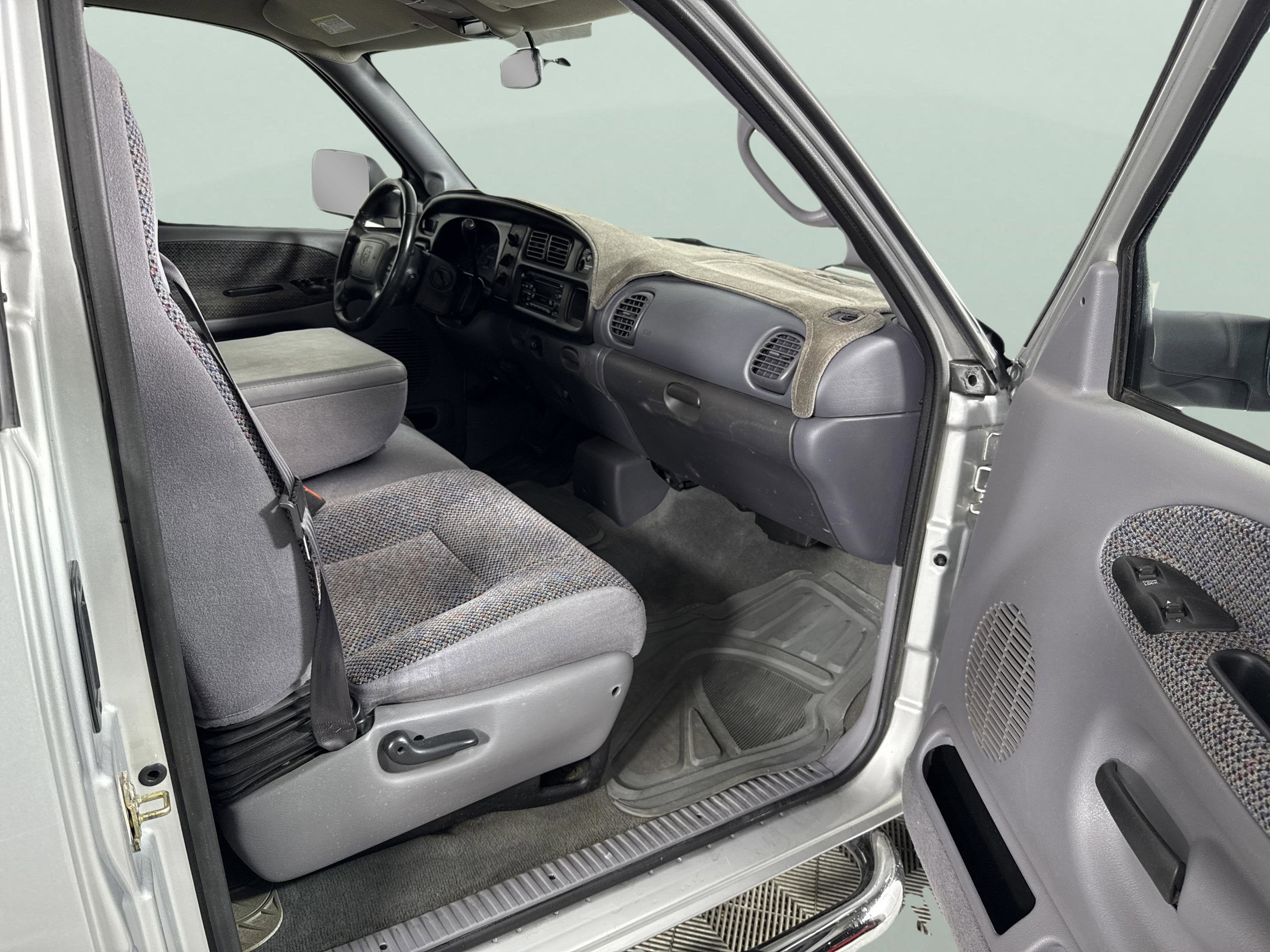 2002 Dodge Ram 2500 Base