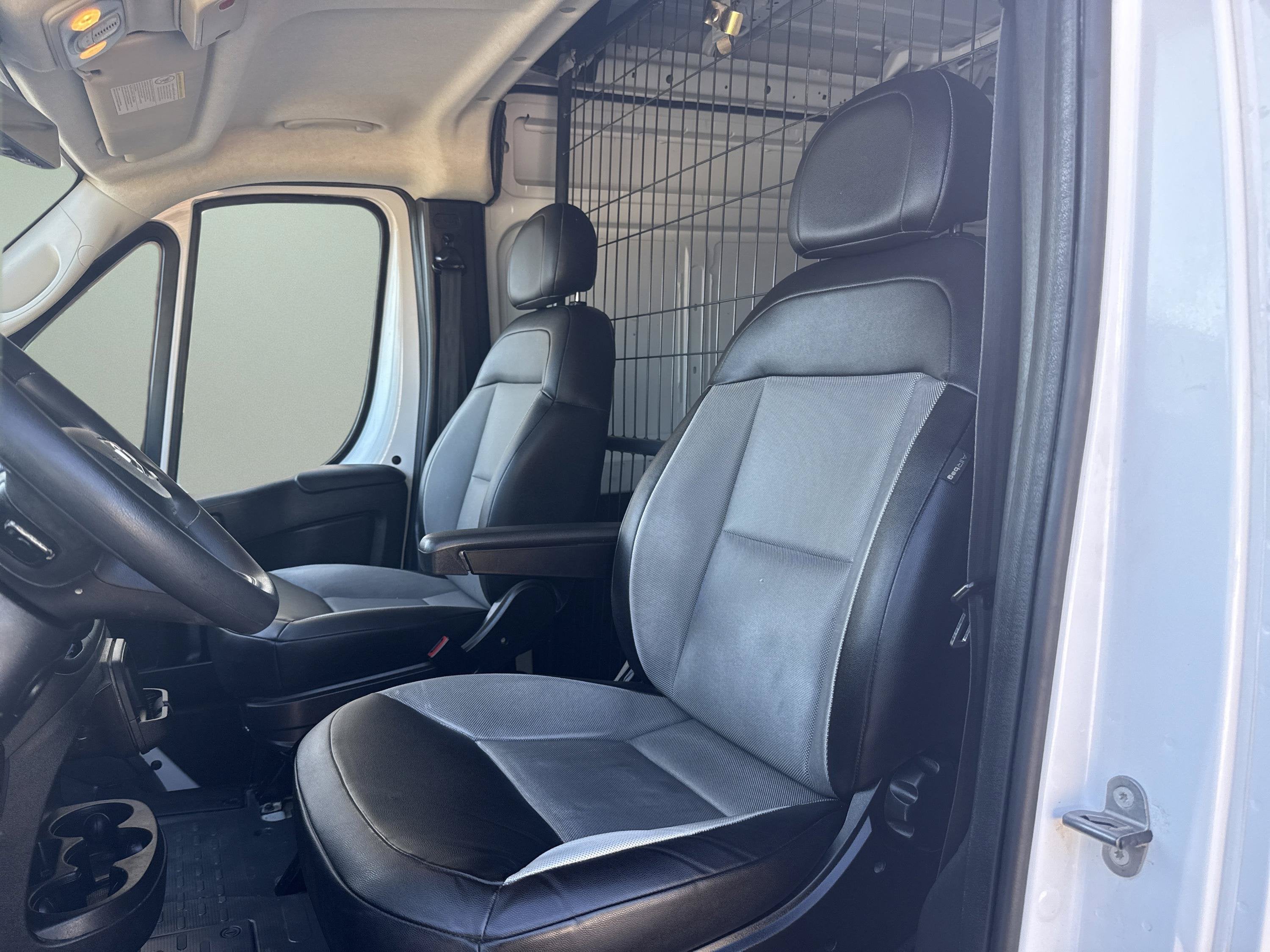 2025 RAM ProMaster Cargo Van SLT