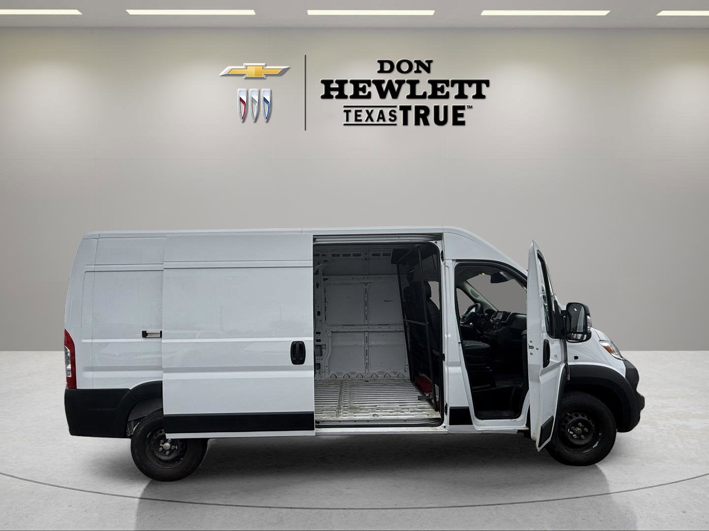 2025 RAM ProMaster Cargo Van SLT