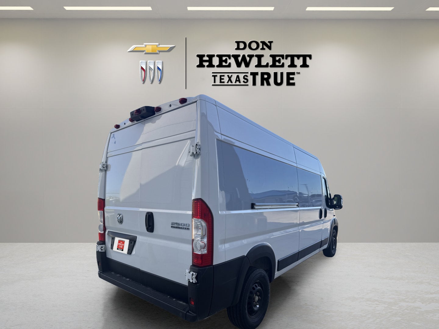 2025 RAM ProMaster Cargo Van SLT