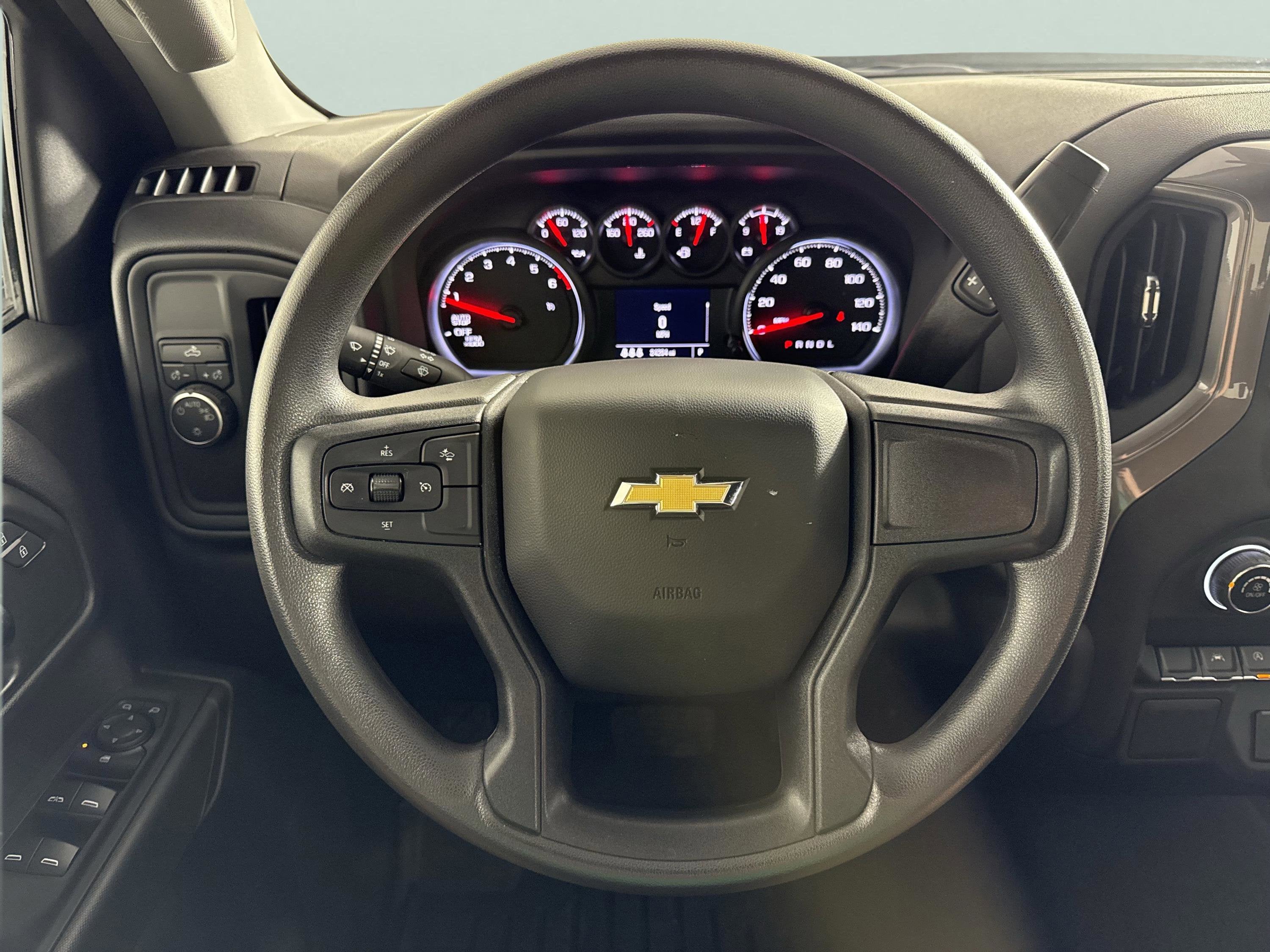 2024 Chevrolet Silverado 1500 Custom