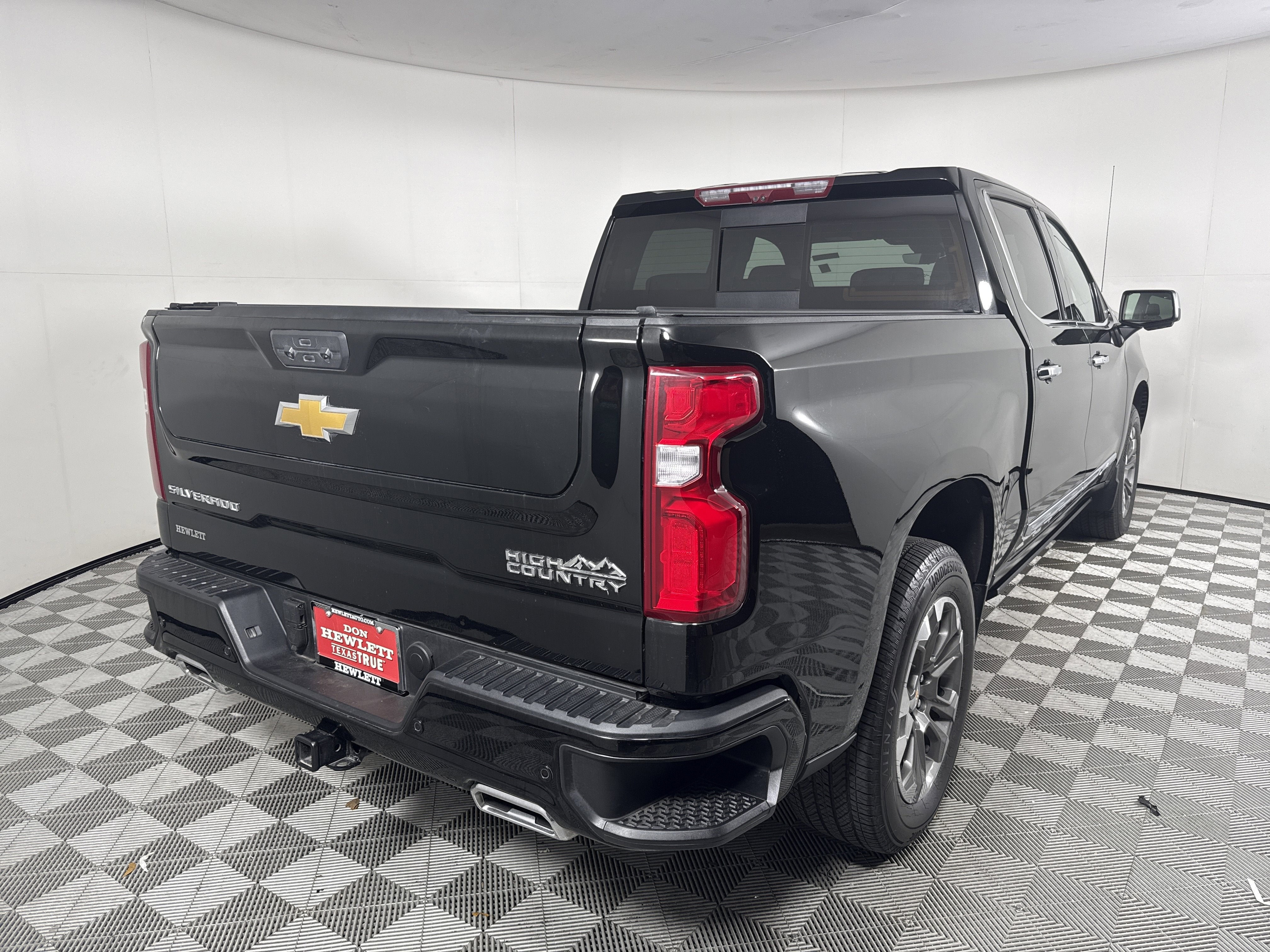 2025 Chevrolet Silverado 1500 High Country