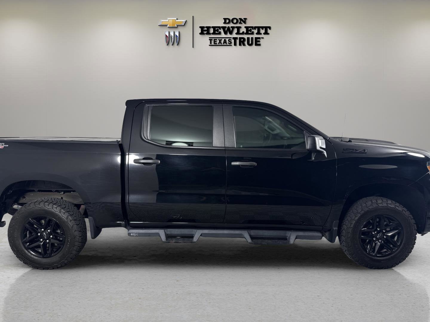 2023 Chevrolet Silverado 1500 Custom Trail Boss