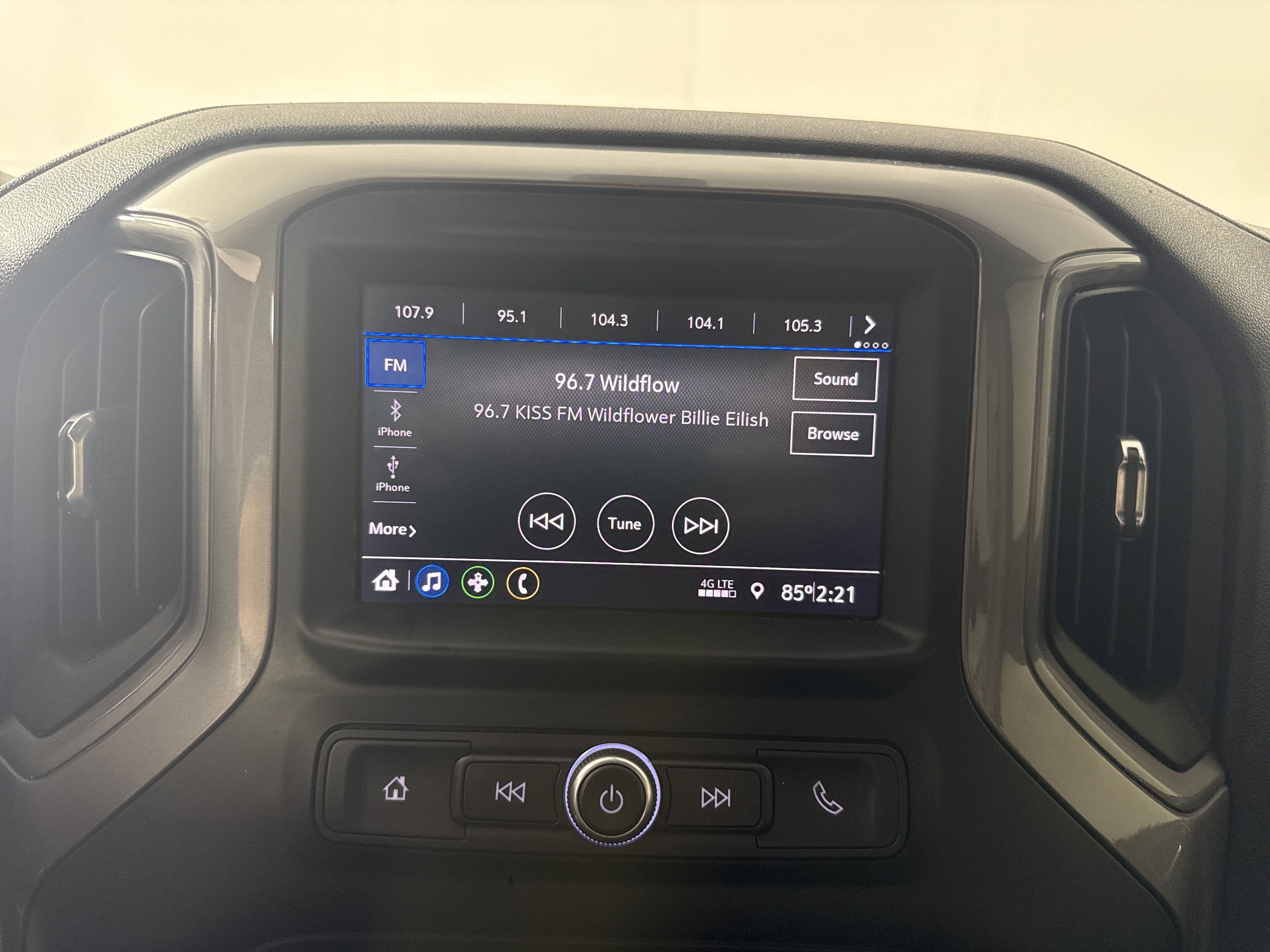 2021 Chevrolet Silverado 1500 Custom