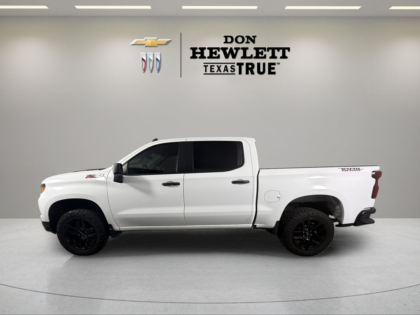 2023 Chevrolet Silverado 1500 Custom Trail Boss
