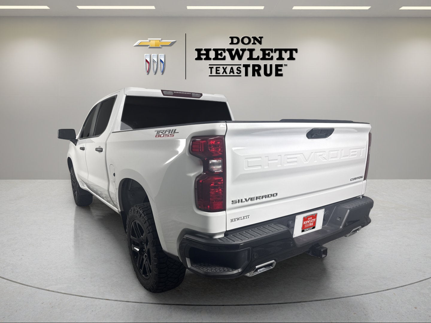 2023 Chevrolet Silverado 1500 Custom Trail Boss