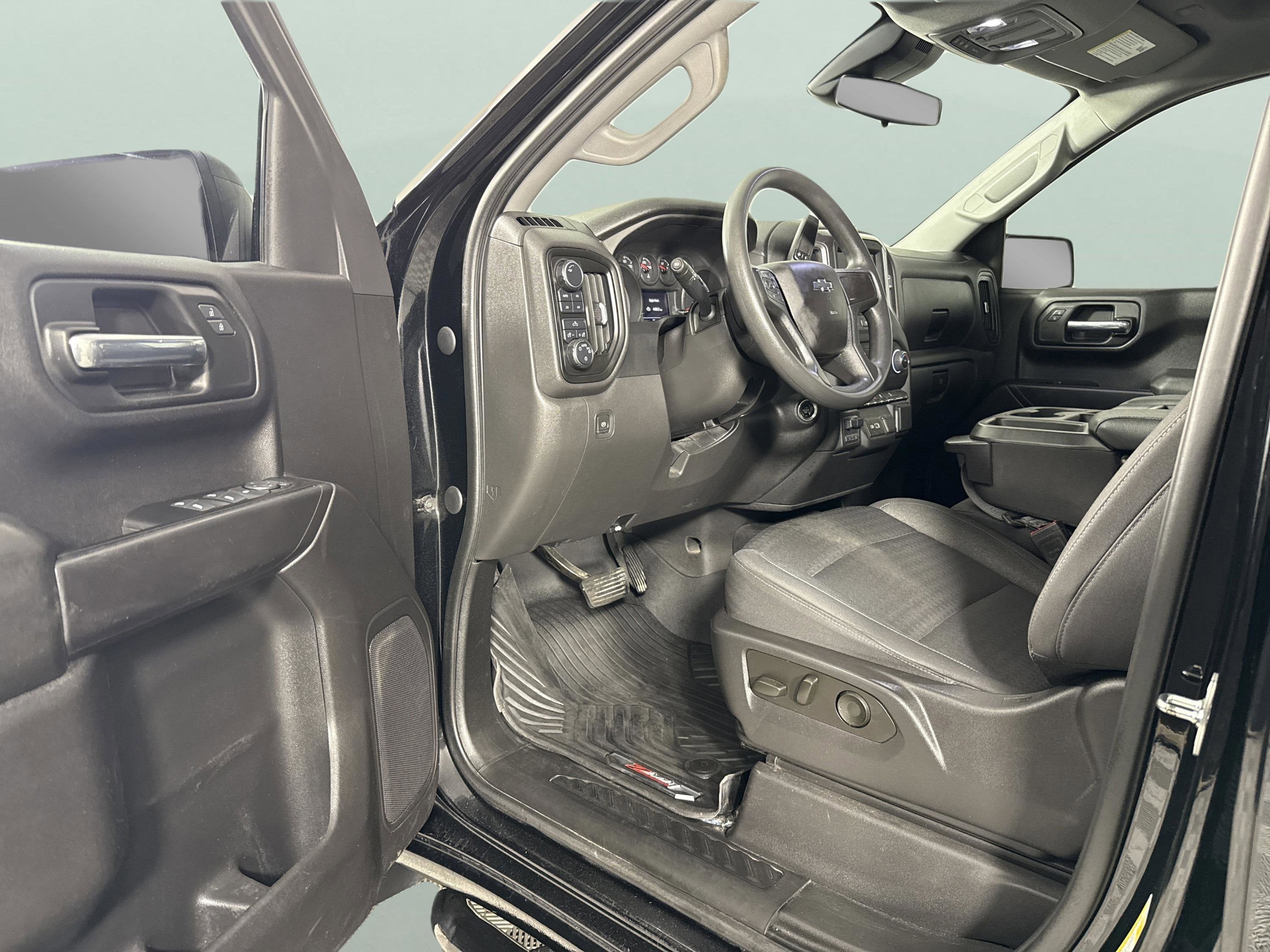 2023 Chevrolet Silverado 1500 Custom Trail Boss