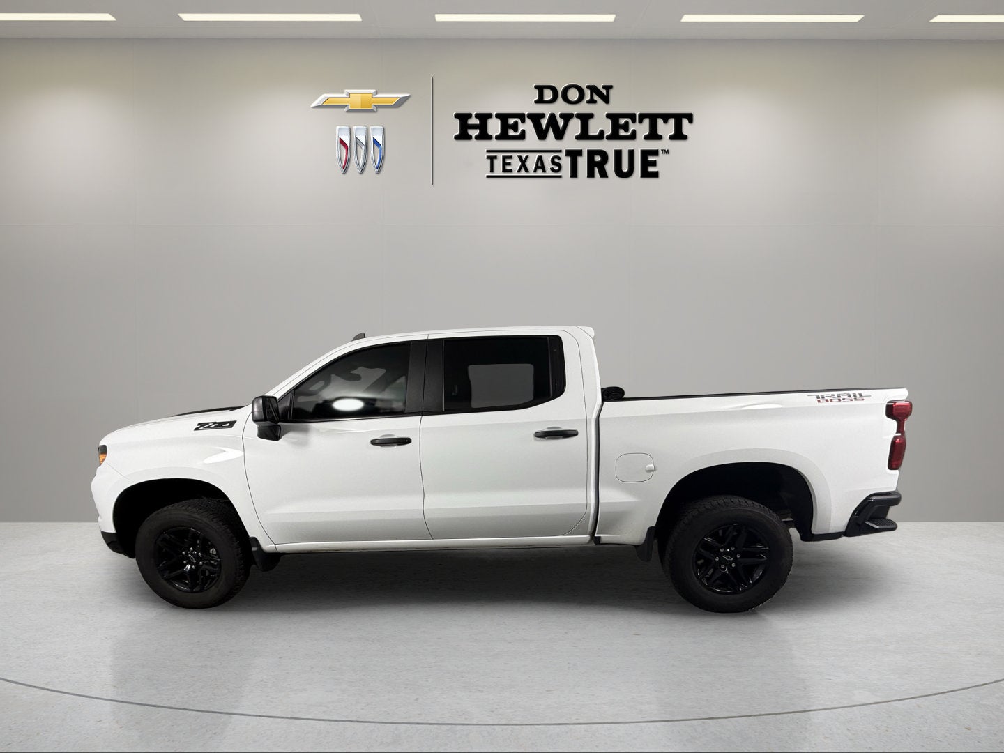 2023 Chevrolet Silverado 1500 Custom Trail Boss