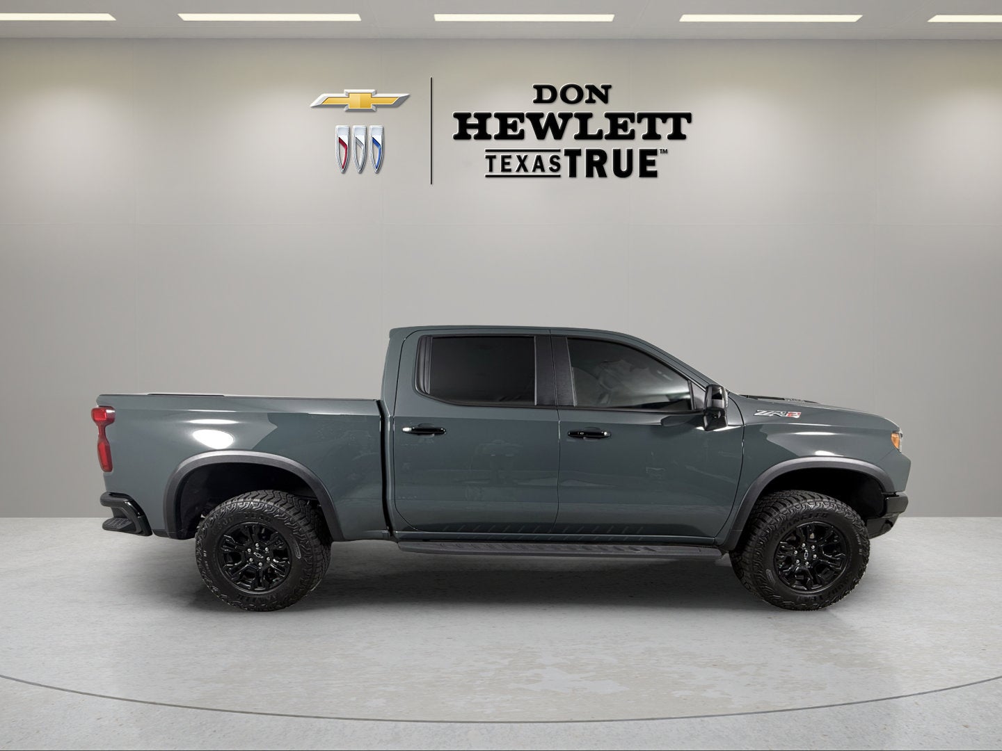 2025 Chevrolet Silverado 1500 ZR2