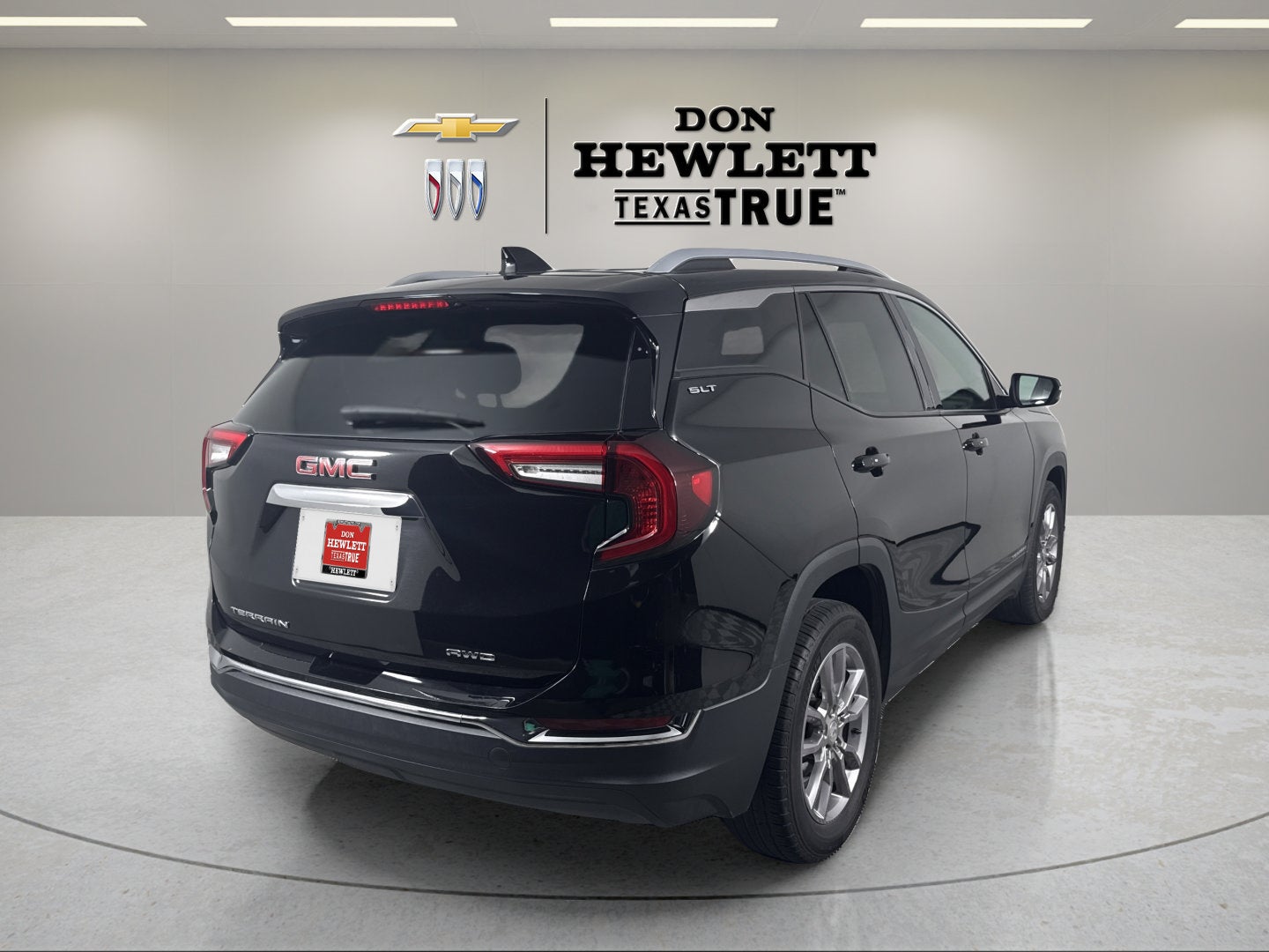 2024 GMC Terrain SLT