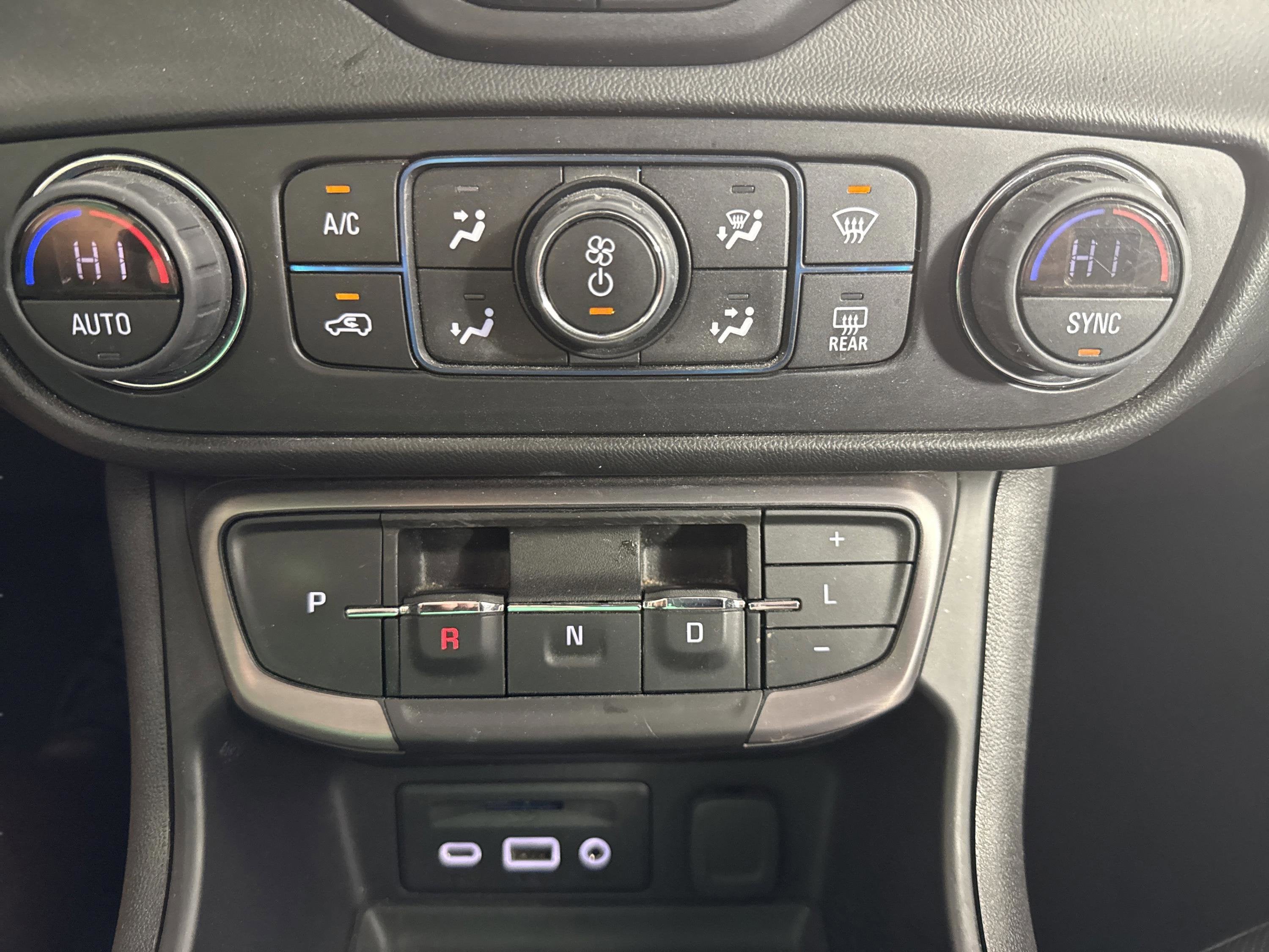 2023 GMC Terrain AT4