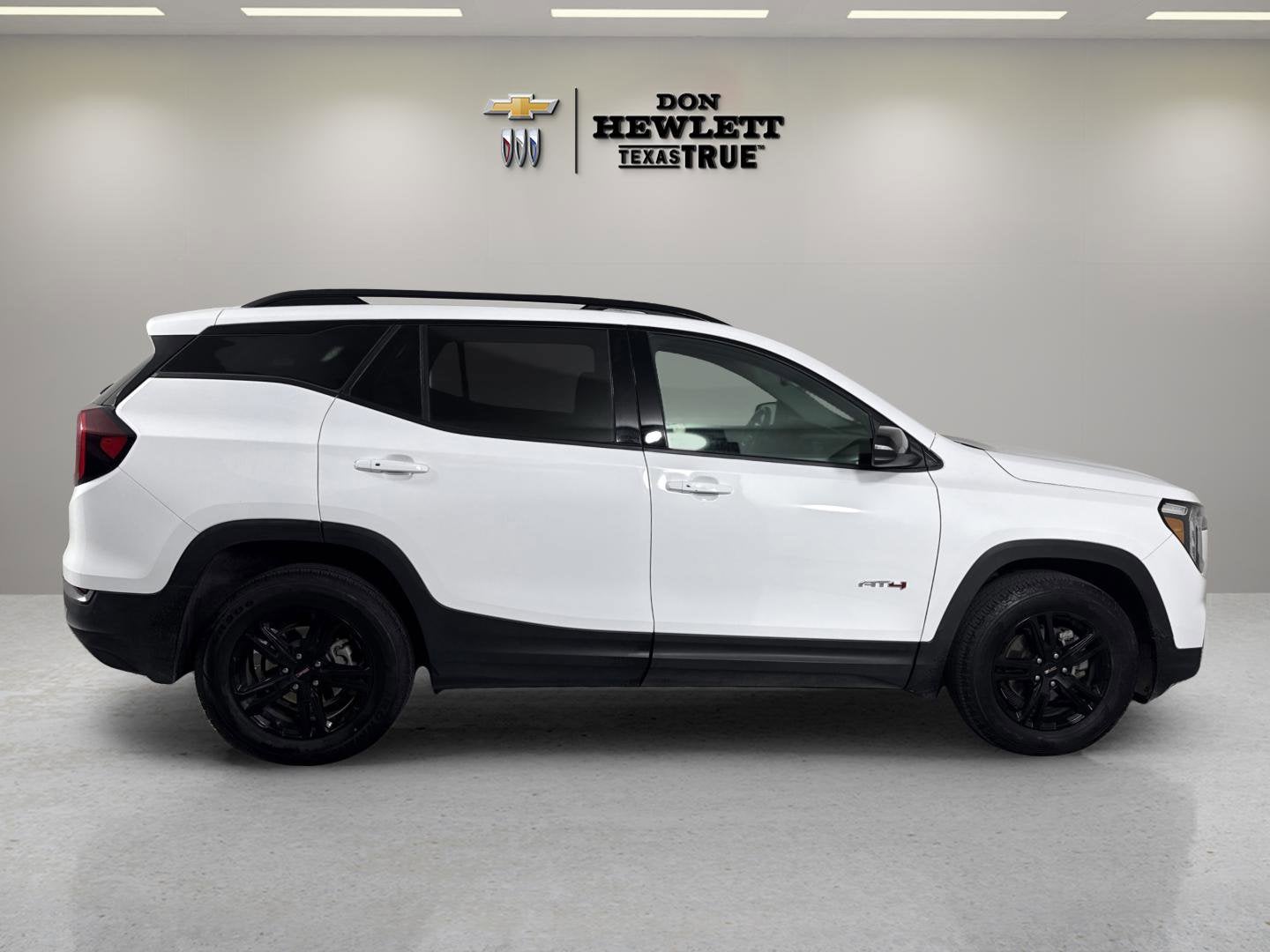 2023 GMC Terrain AT4