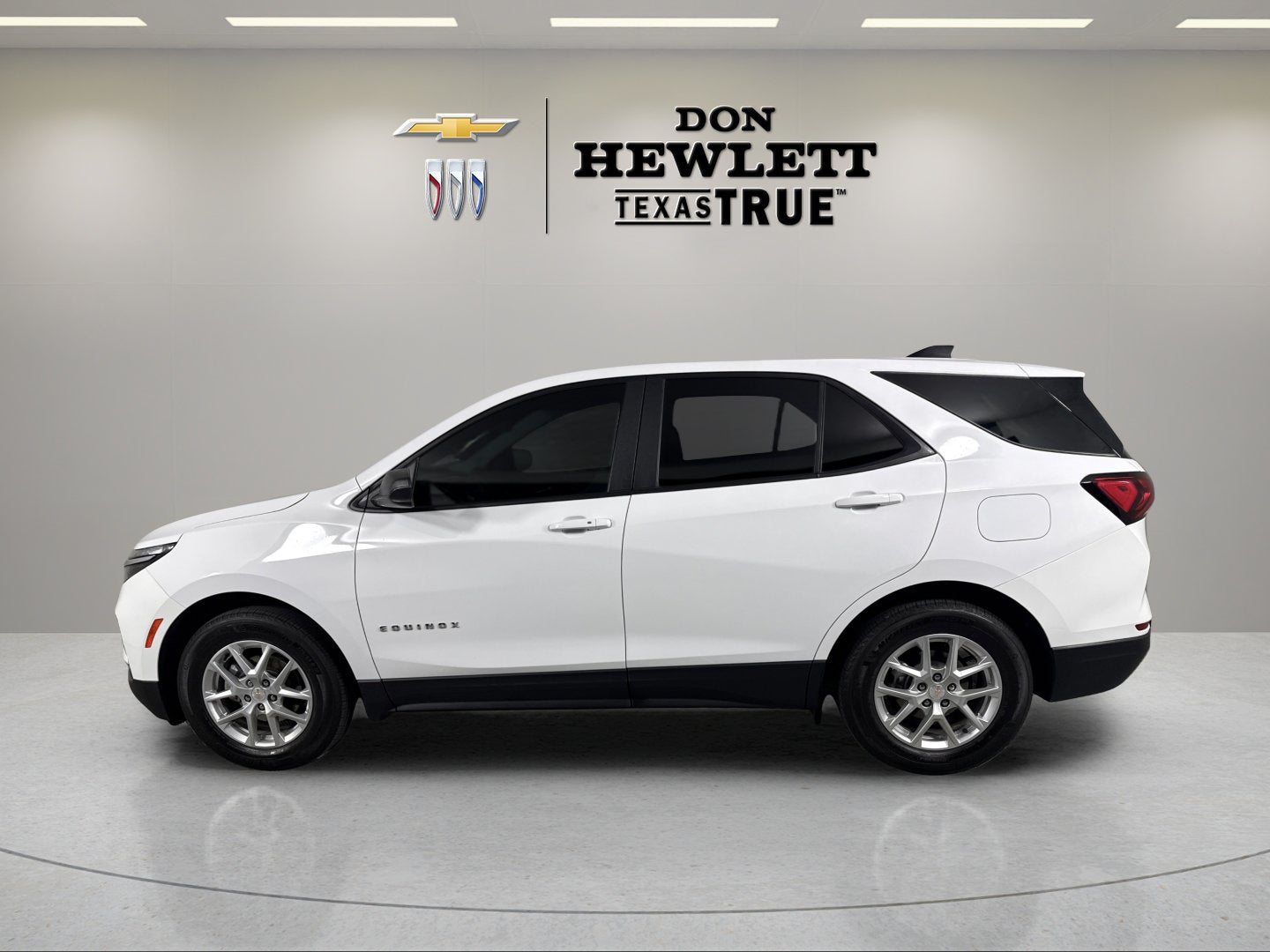 2023 Chevrolet Equinox LS