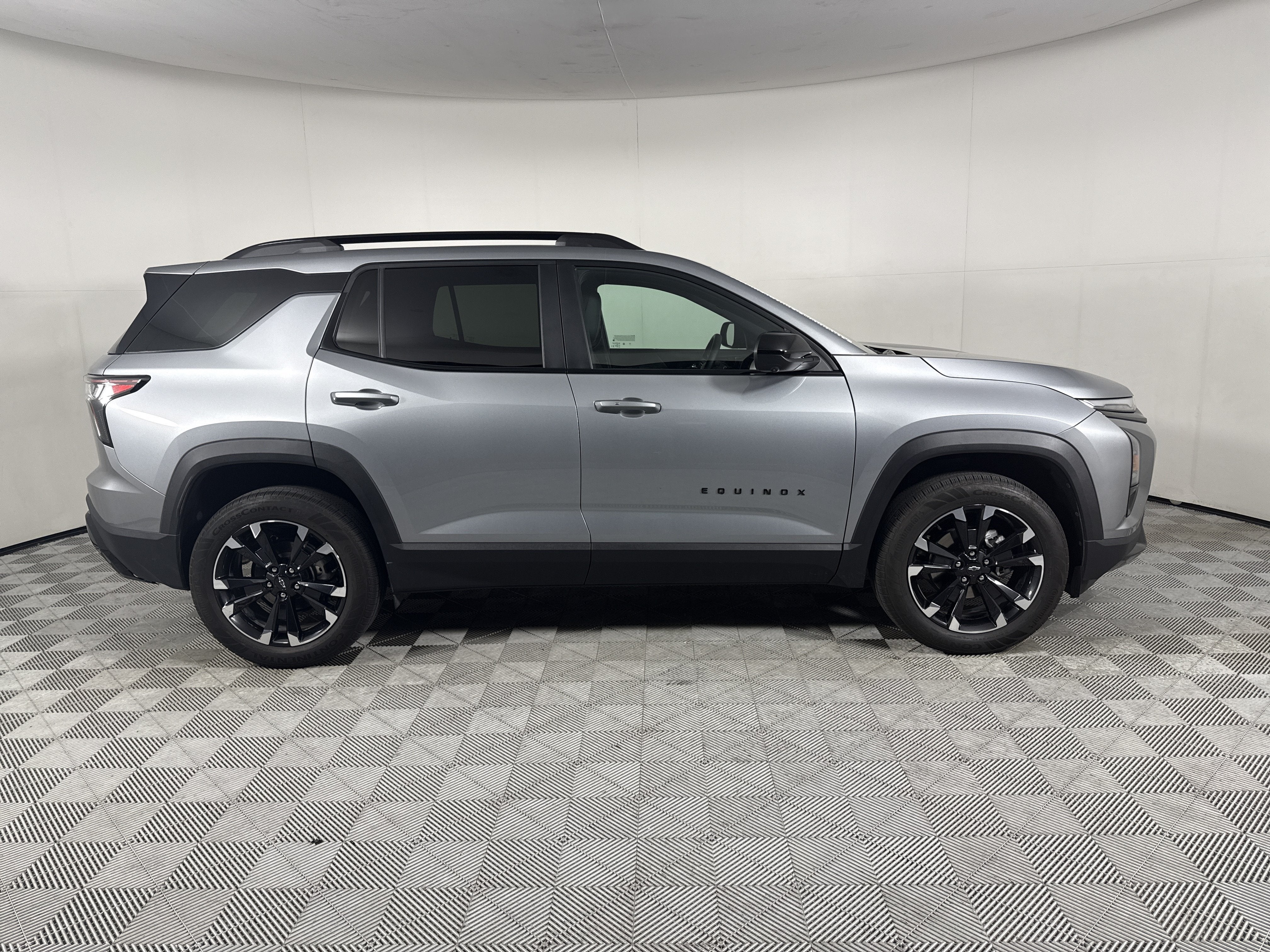 2025 Chevrolet Equinox FWD RS