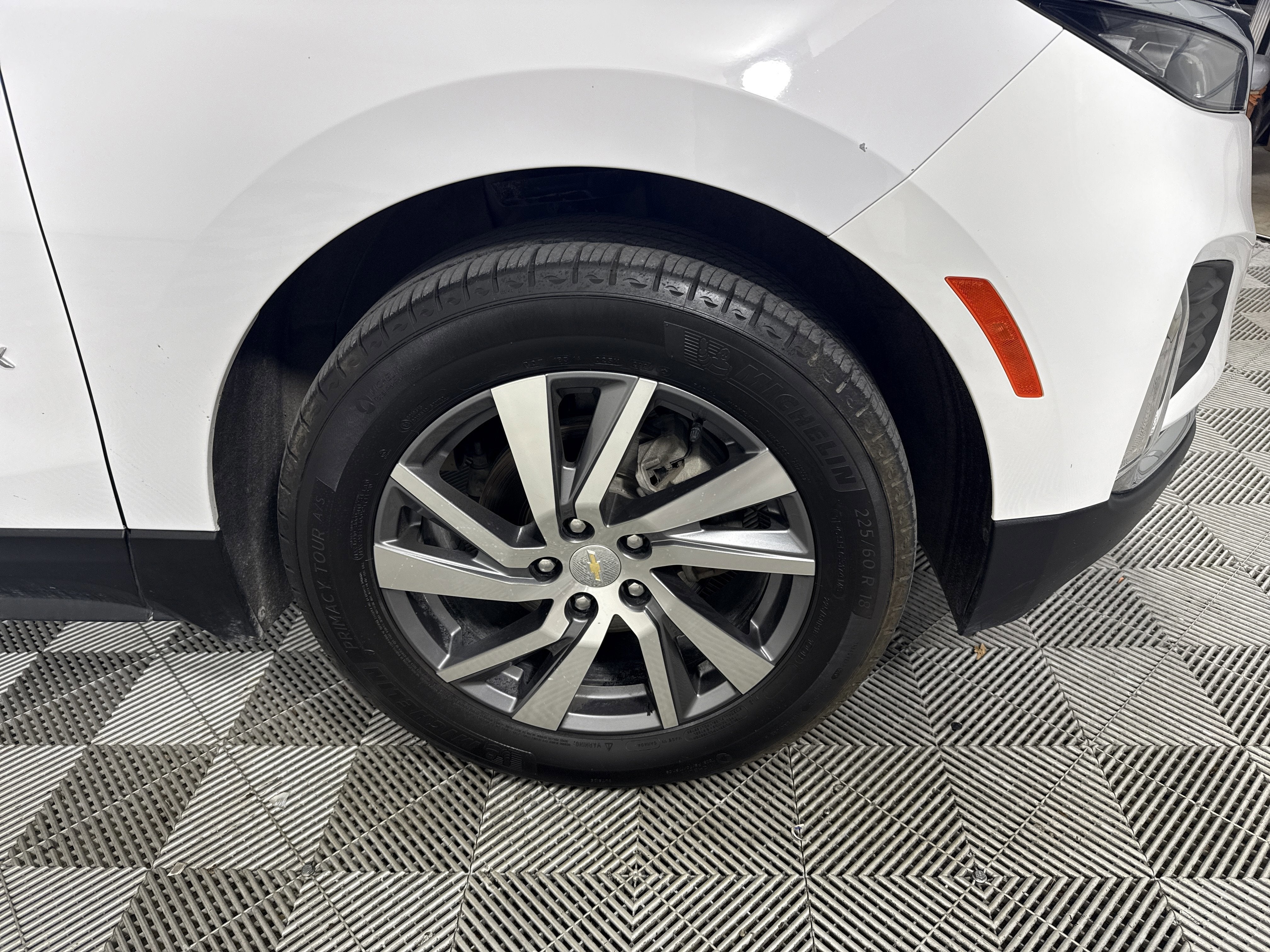 2023 Chevrolet Equinox Premier