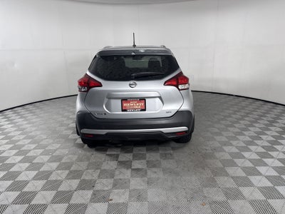 2019 Nissan Kicks SR