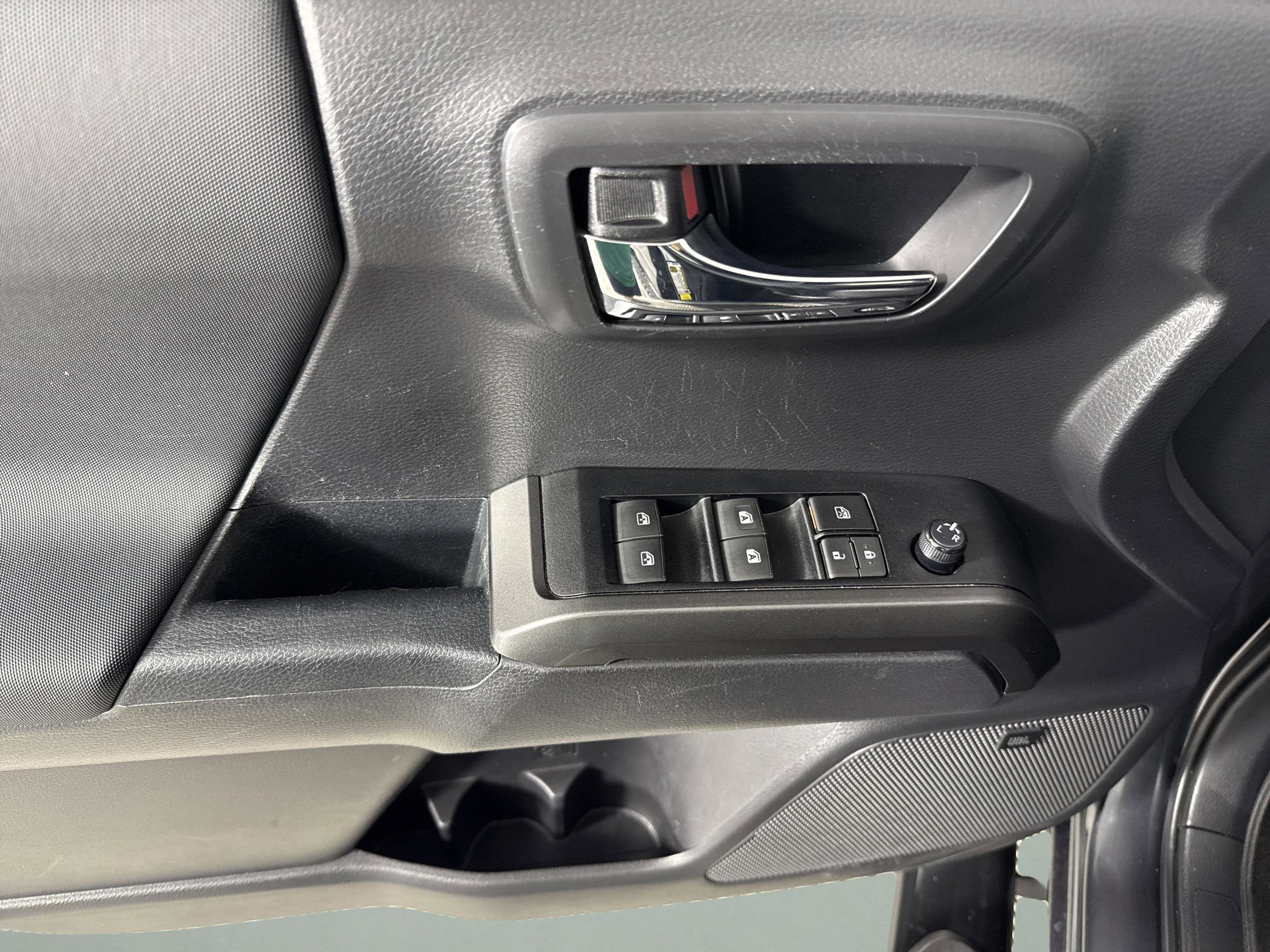 2022 Toyota Tacoma 2WD Base