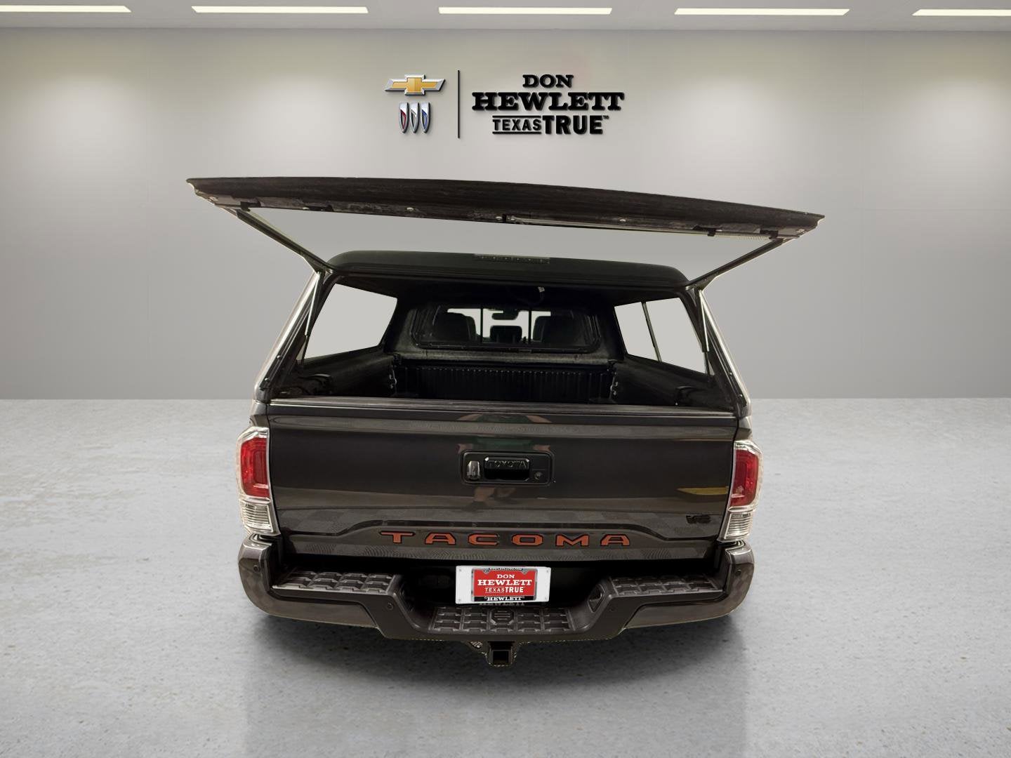 2022 Toyota Tacoma 2WD Base