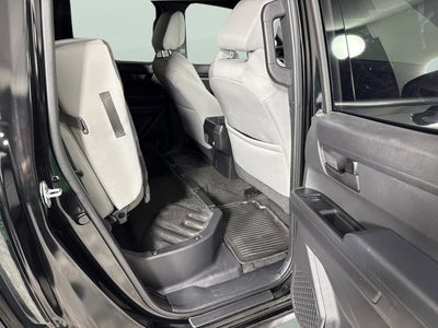 2025 Toyota Tacoma 4WD SR5