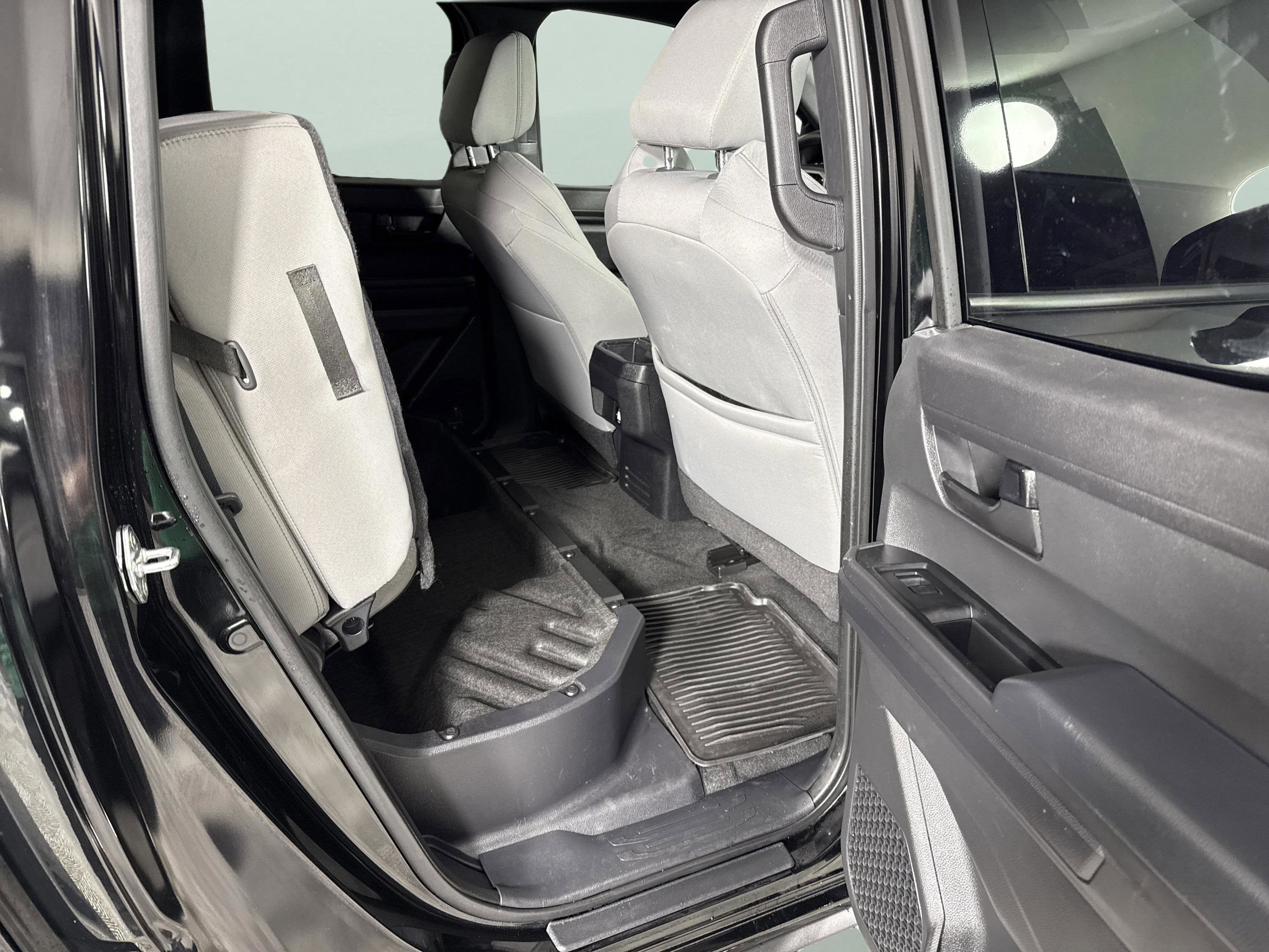 2025 Toyota Tacoma 4WD SR5