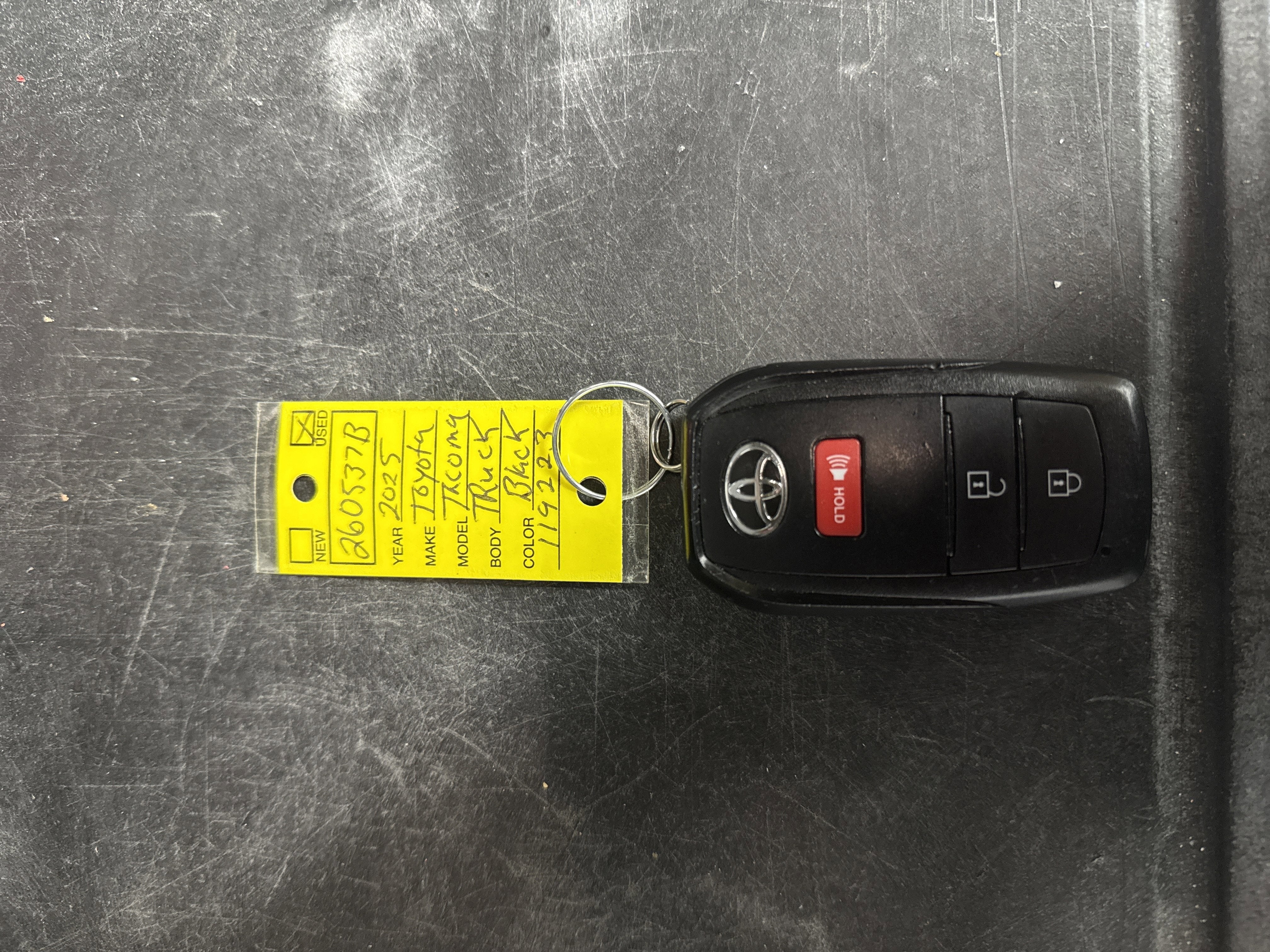 2025 Toyota Tacoma 4WD SR5