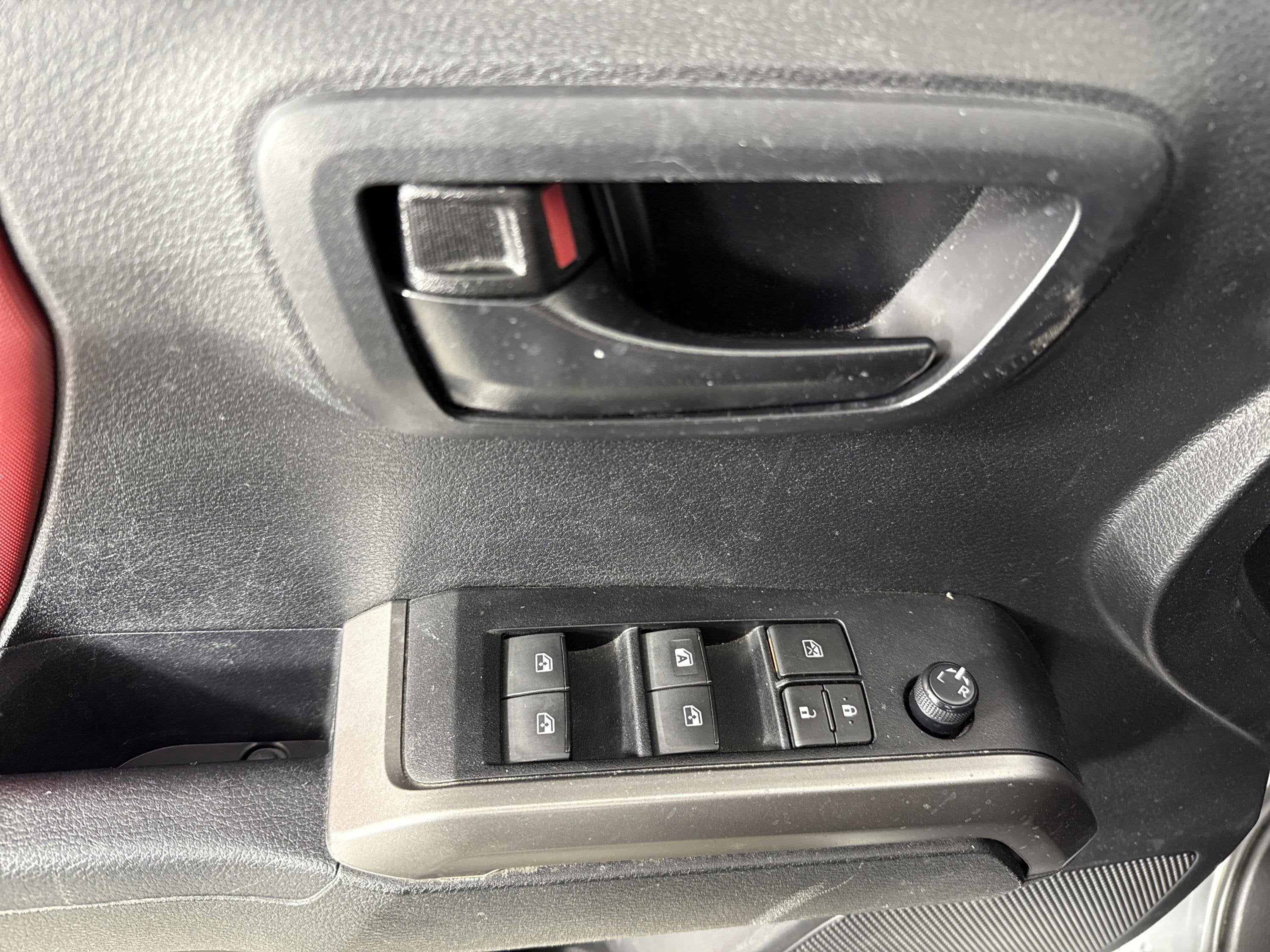 2023 Toyota Tacoma 2WD SR5