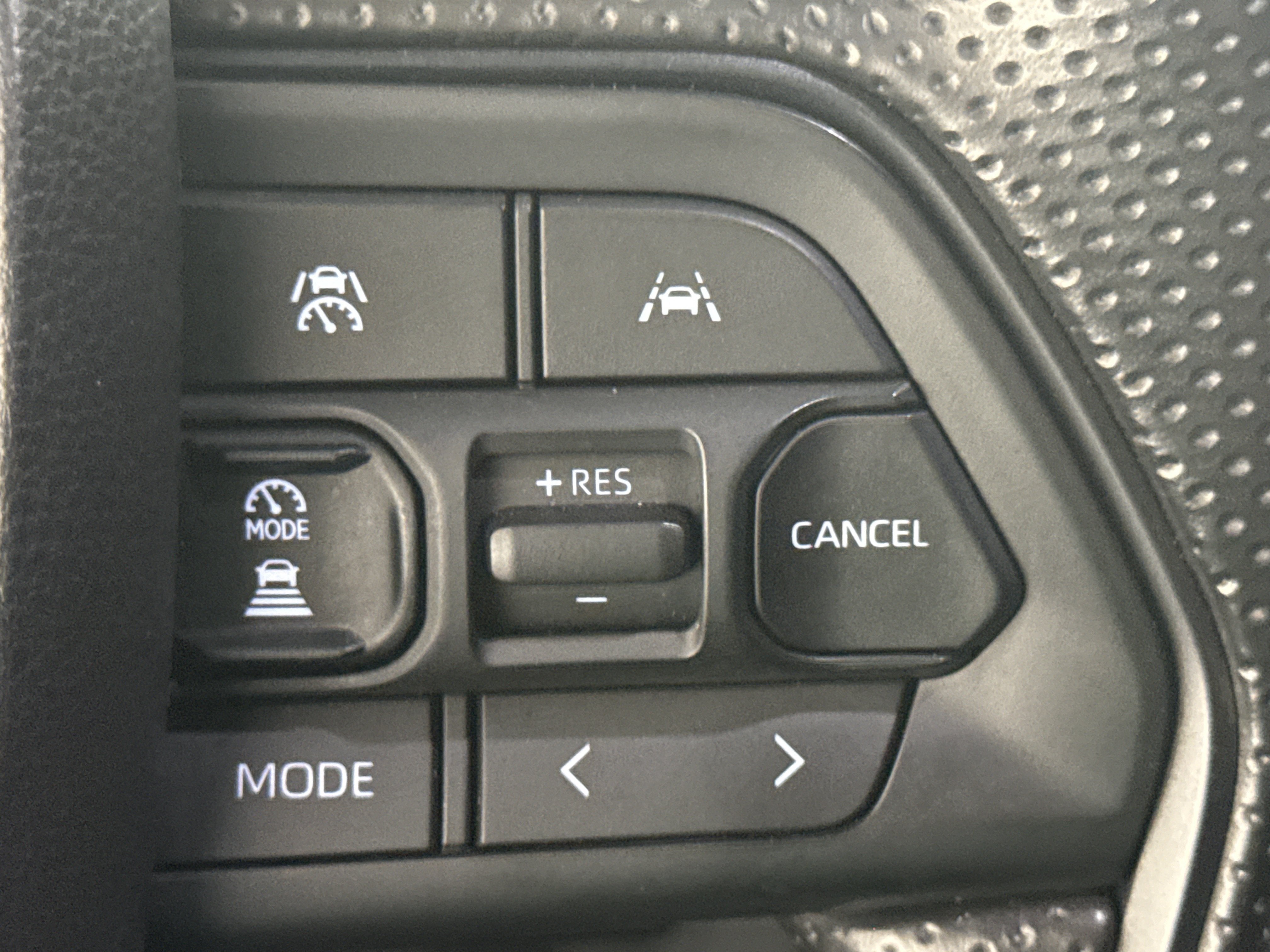 2025 Toyota Tacoma 4WD SR5