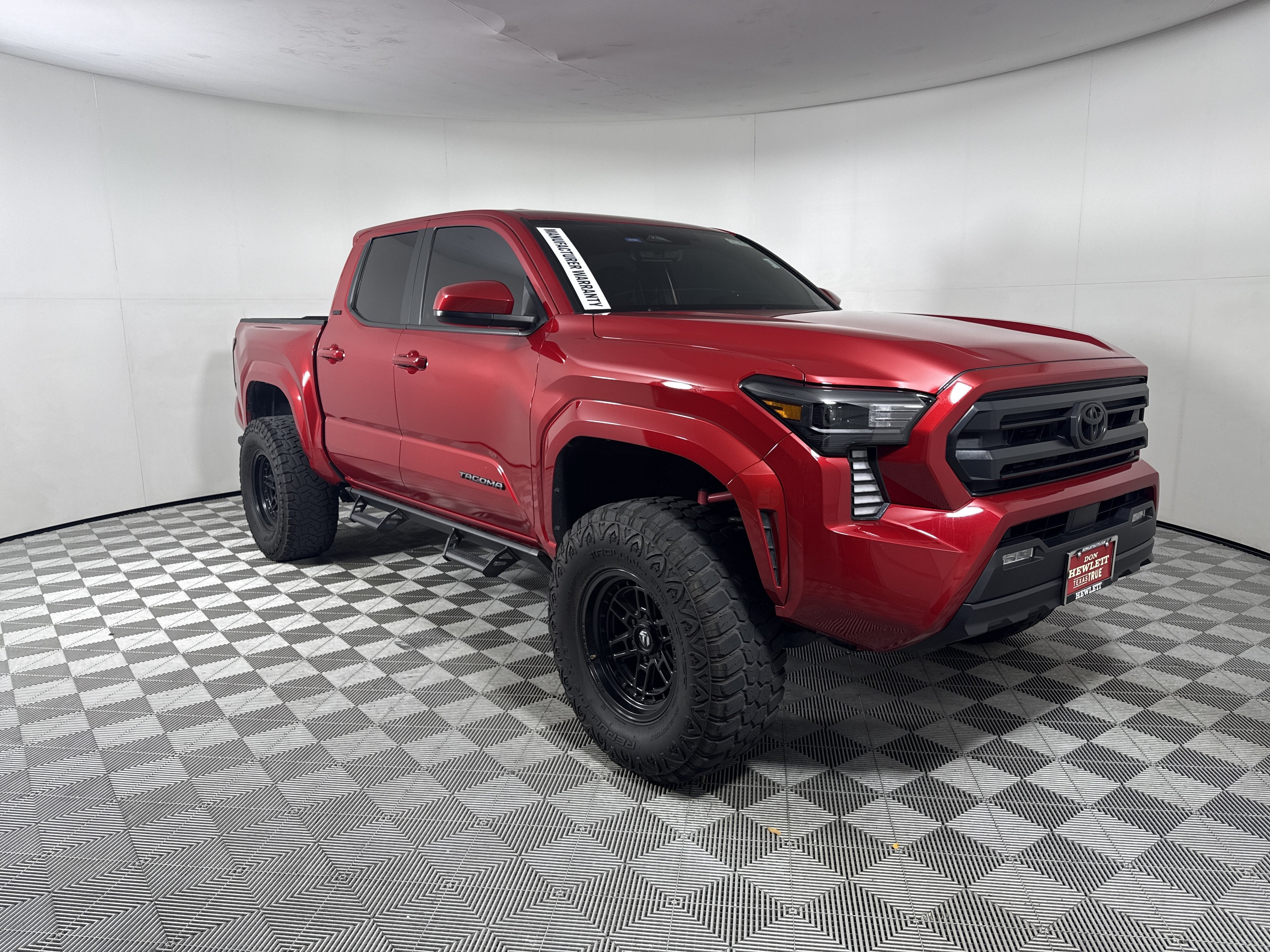 2025 Toyota Tacoma 4WD SR5