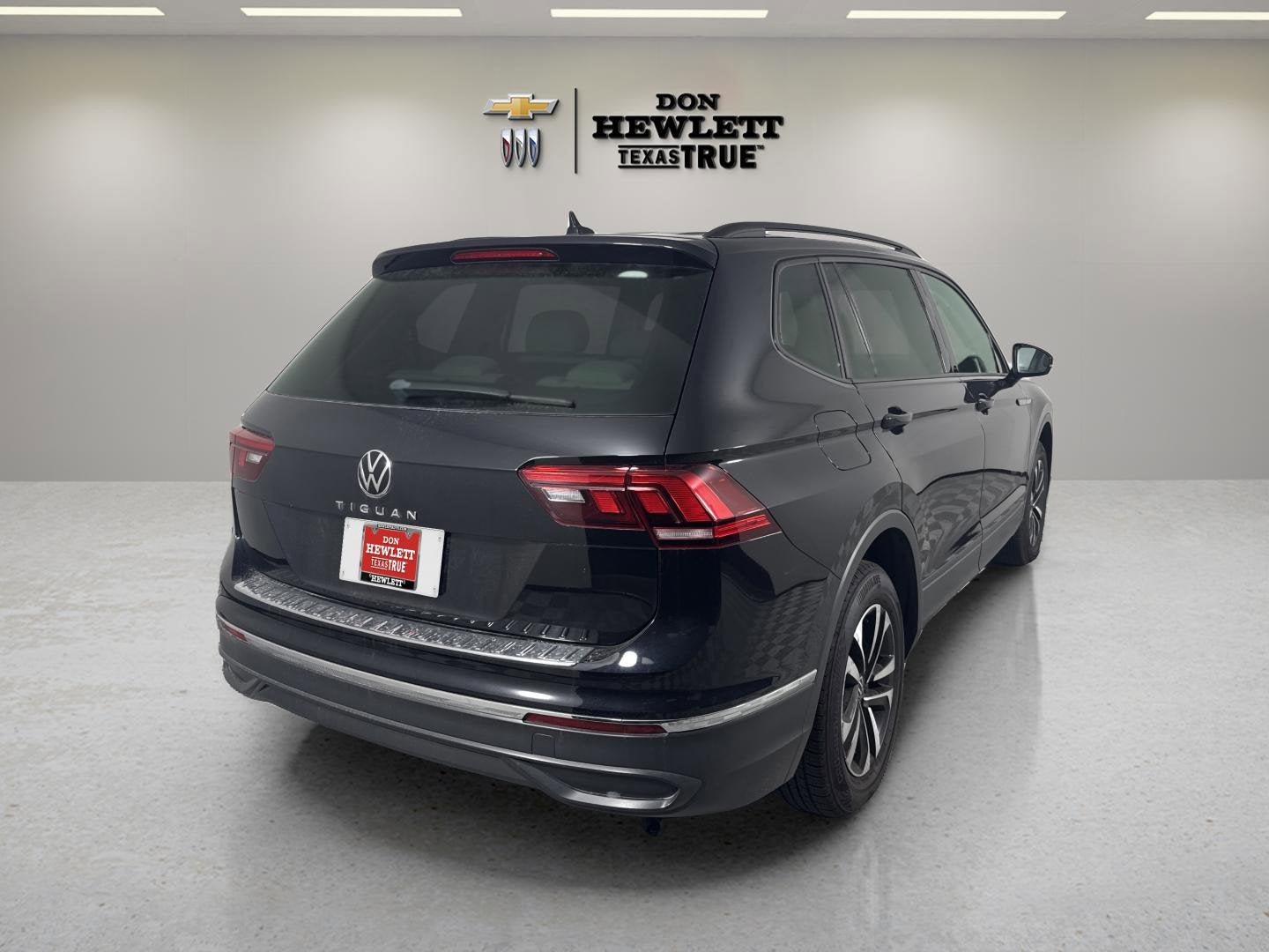 2022 Volkswagen Tiguan S