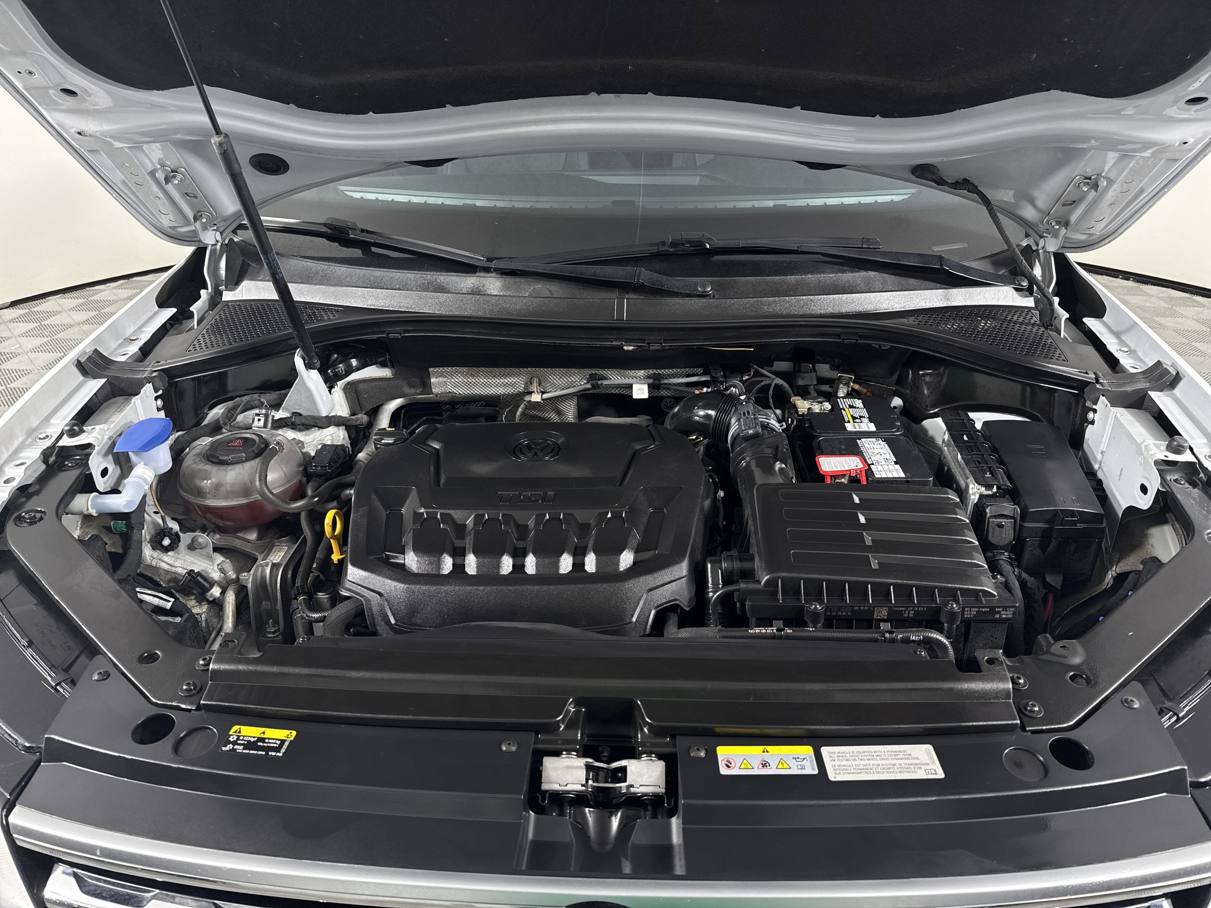 2019 Volkswagen Tiguan SEL R-Line