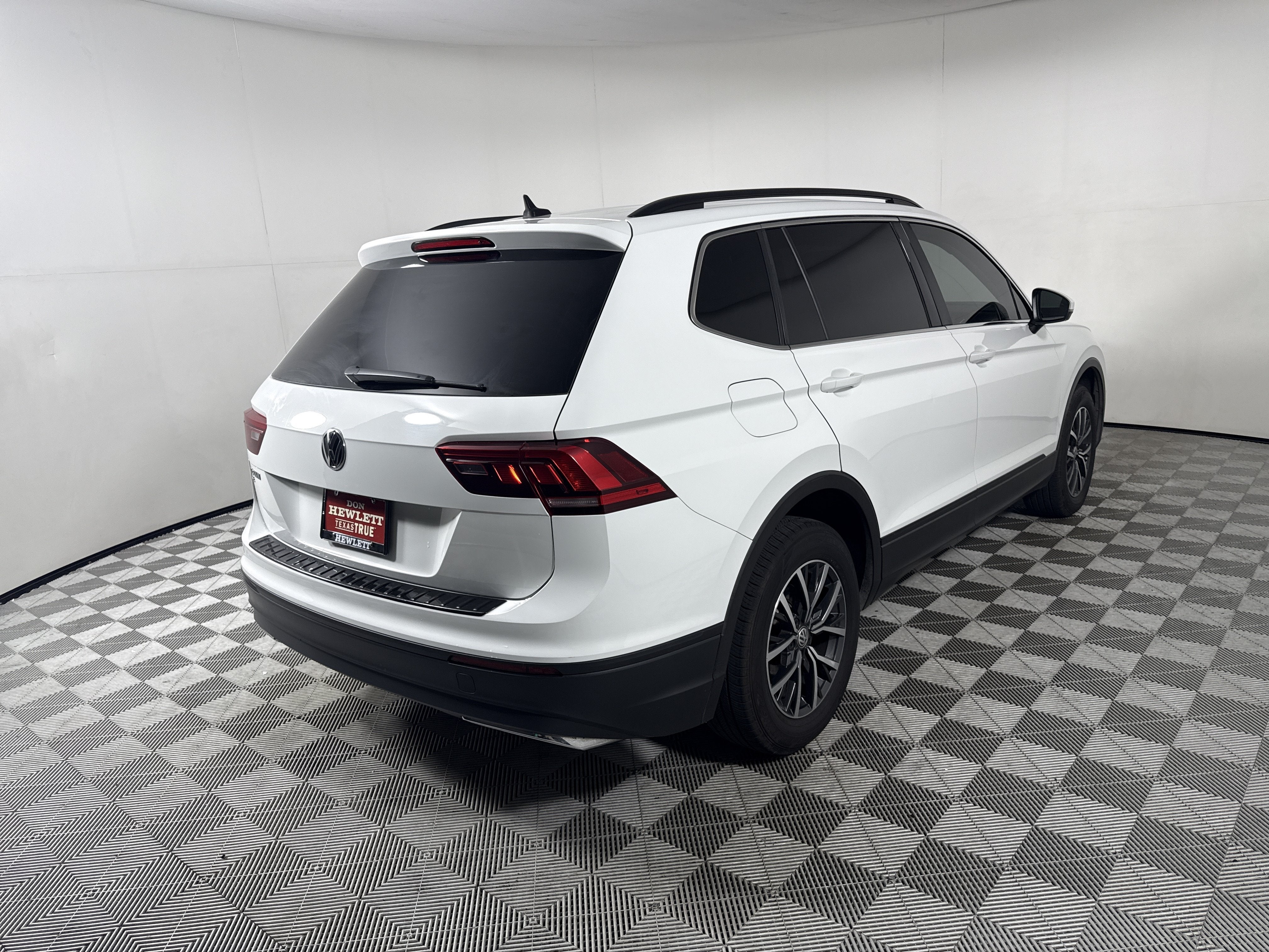 2019 Volkswagen Tiguan SE