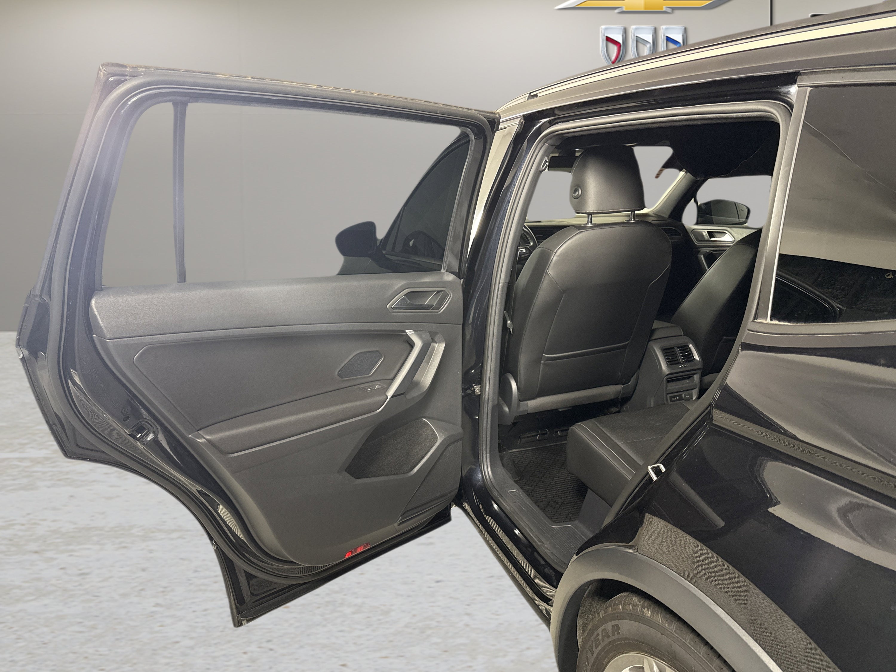 2019 Volkswagen Tiguan SEL R-Line
