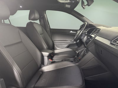 2019 Volkswagen Tiguan SEL R-Line