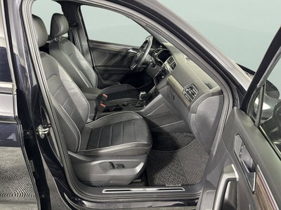 2024 Volkswagen Tiguan SEL R-Line