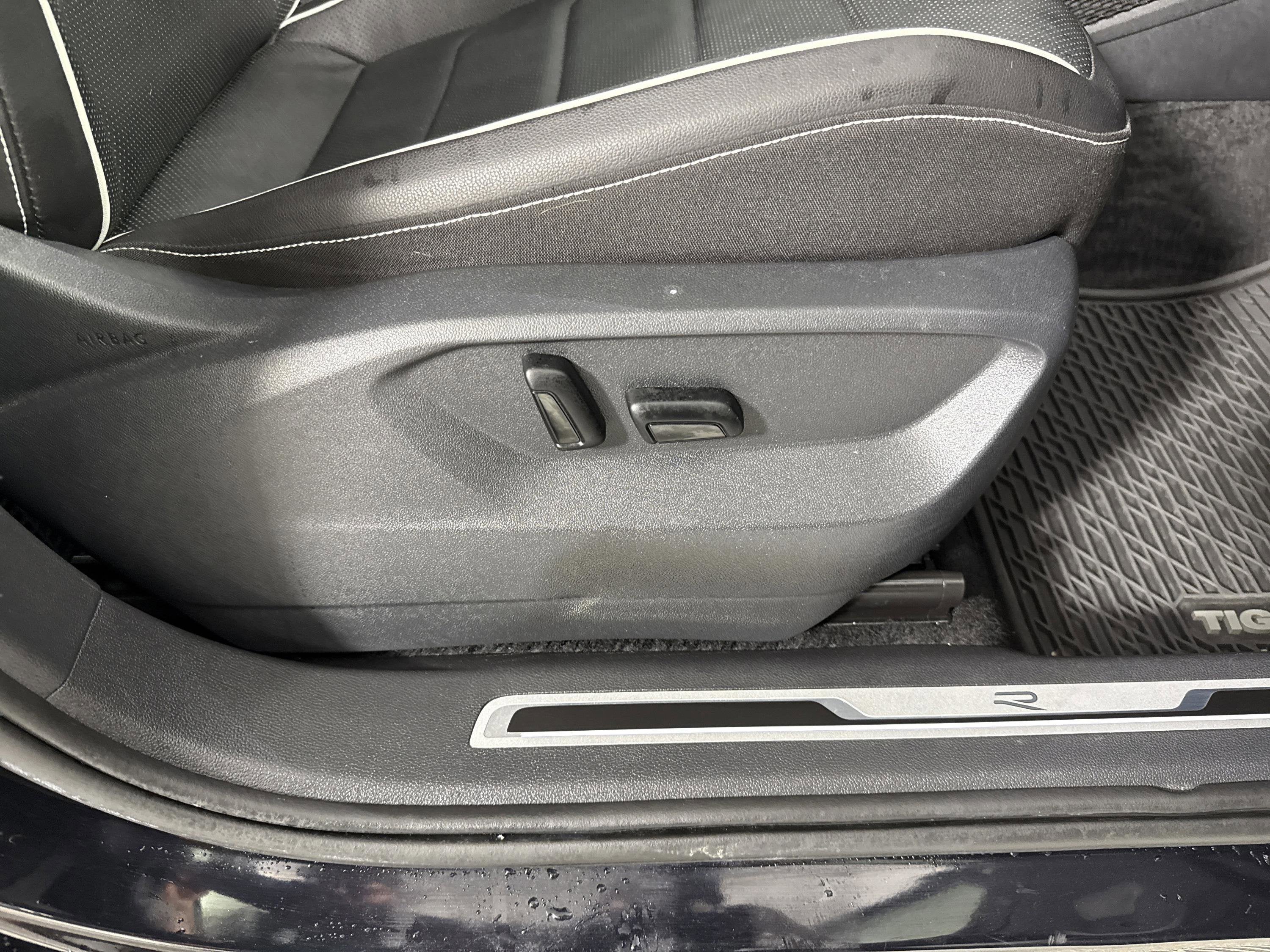 2024 Volkswagen Tiguan SEL R-Line