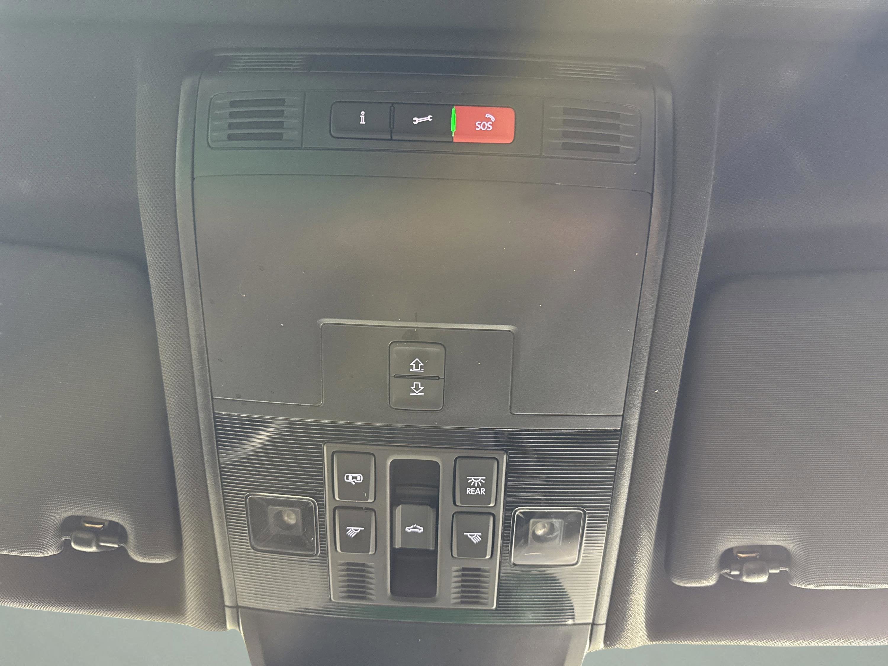 2024 Volkswagen Tiguan SEL R-Line