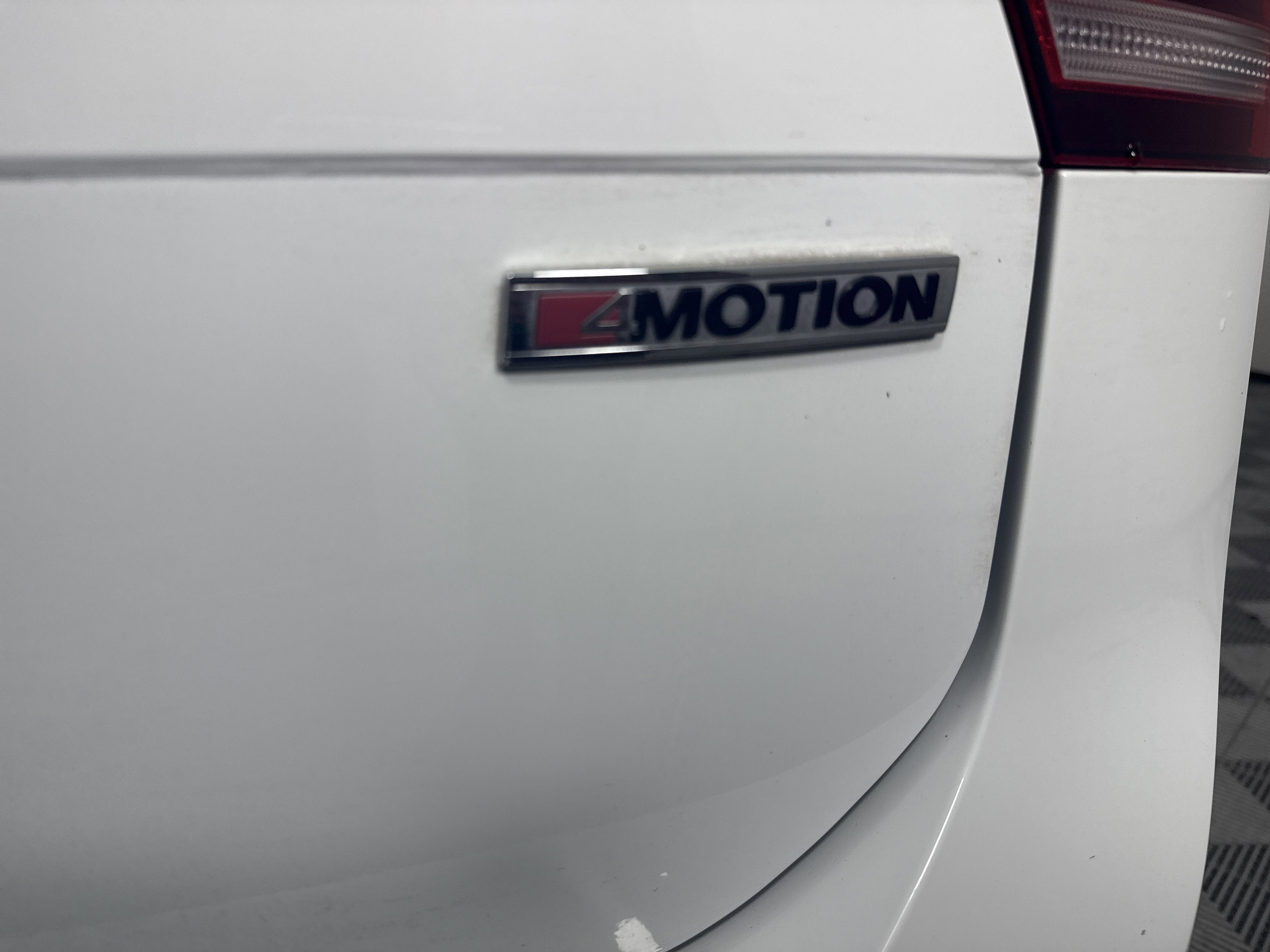 2021 Volkswagen Tiguan SEL Premium R-Line