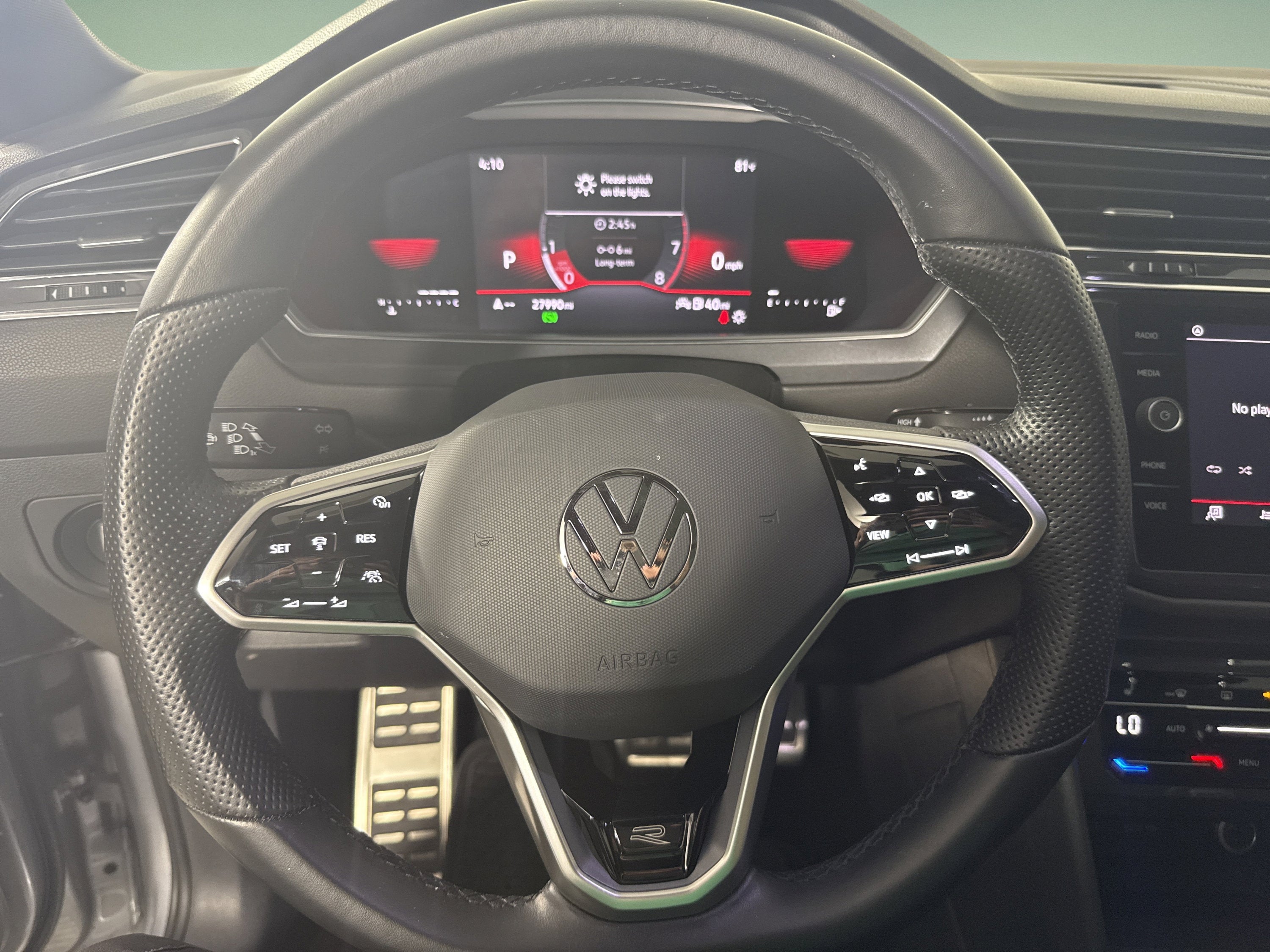 2023 Volkswagen Tiguan SE R-Line Black