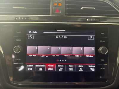 2023 Volkswagen Tiguan SE R-Line Black