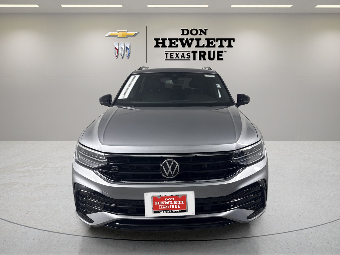 2023 Volkswagen Tiguan SE R-Line Black