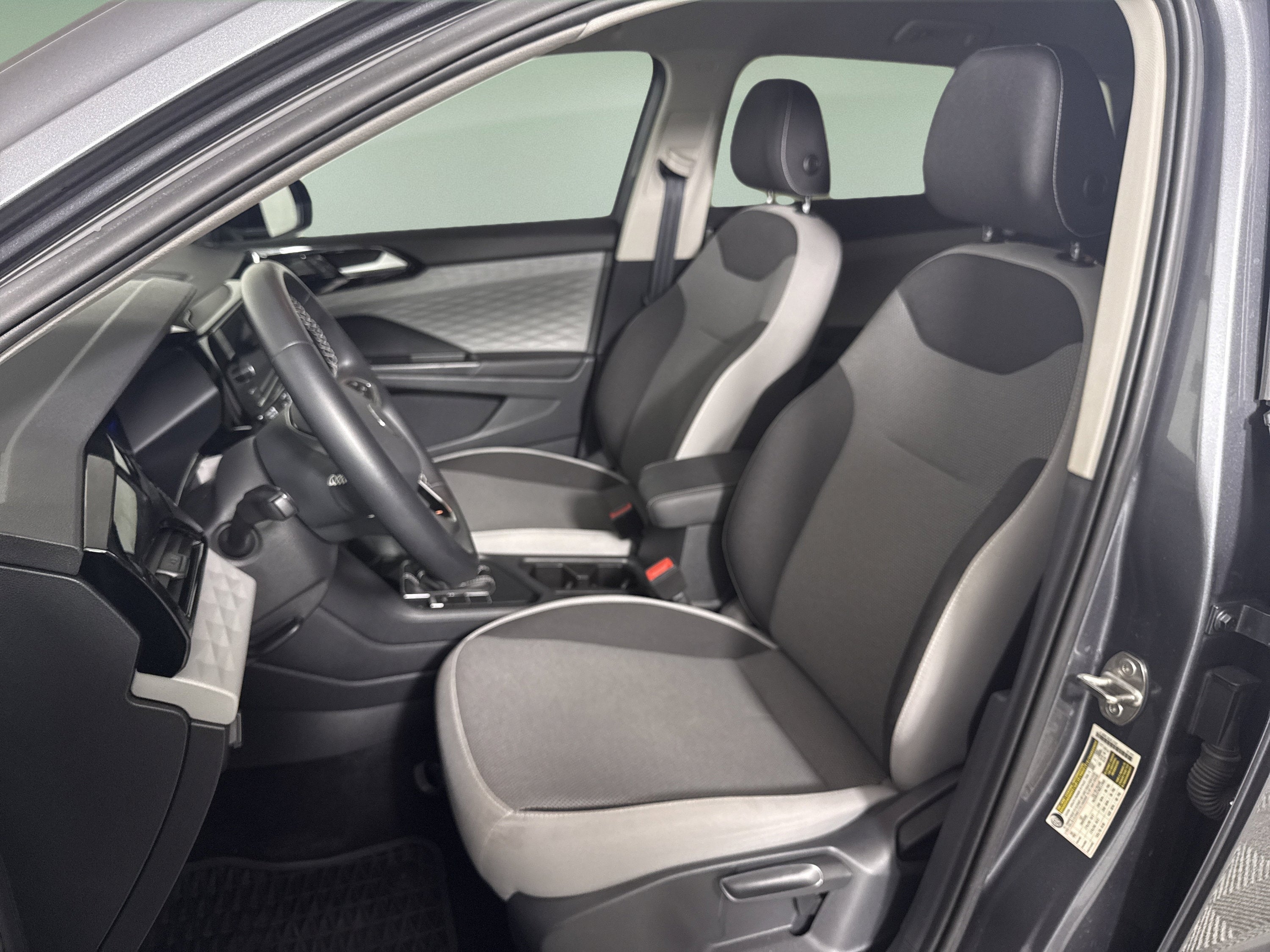 2023 Volkswagen Taos S