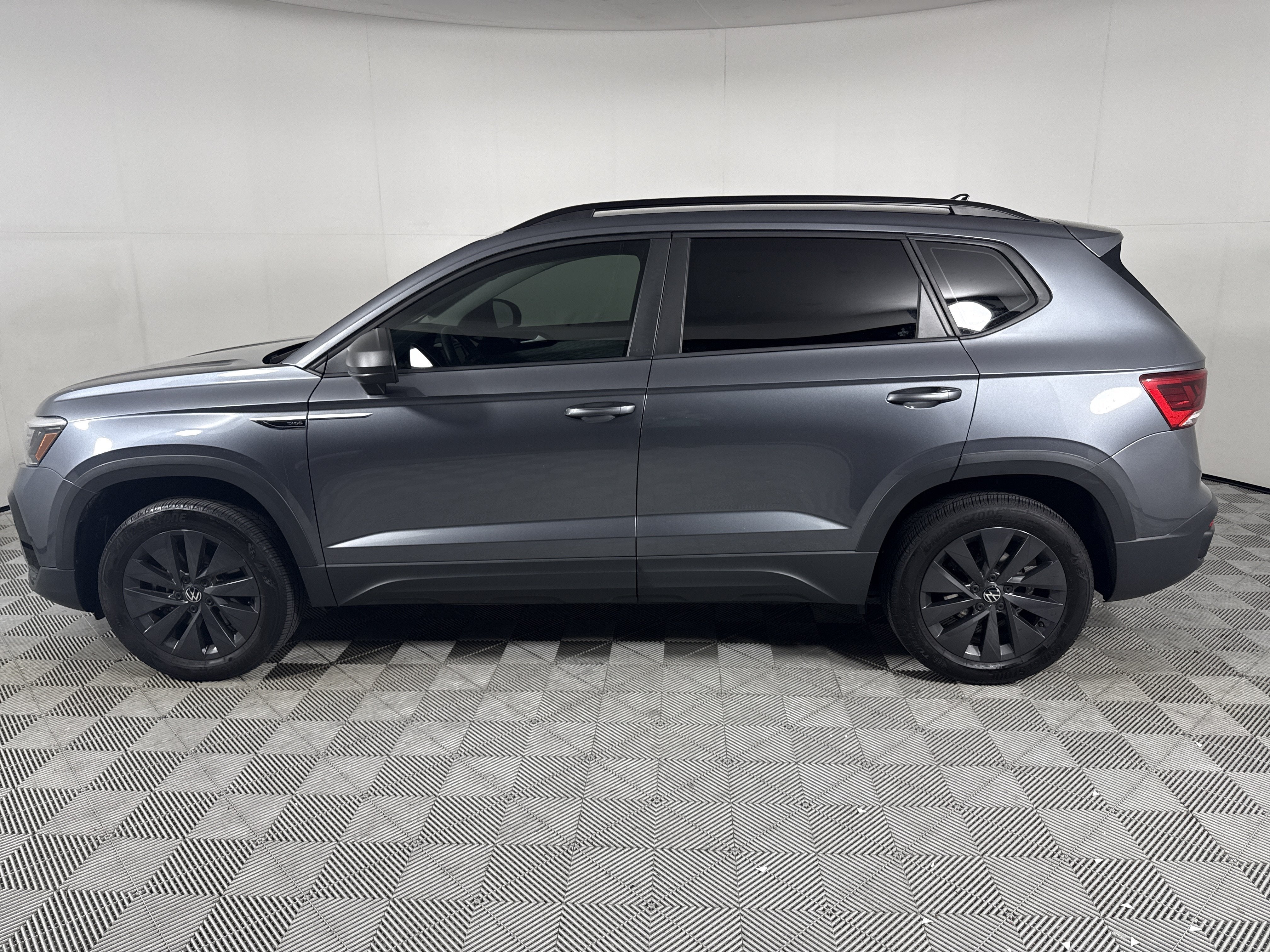 2023 Volkswagen Taos S