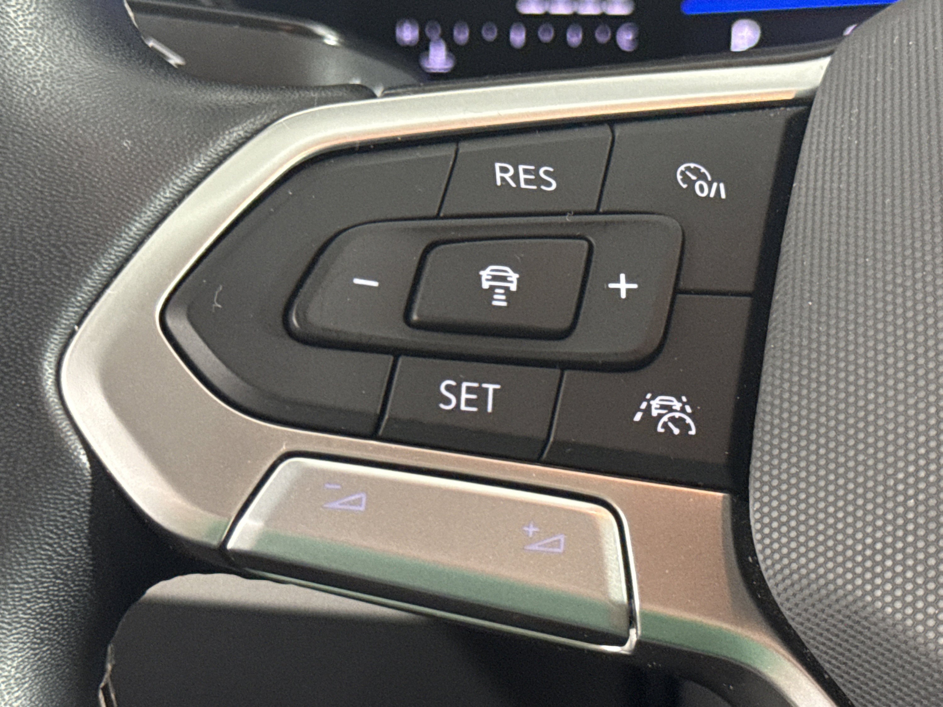 2023 Volkswagen Taos S