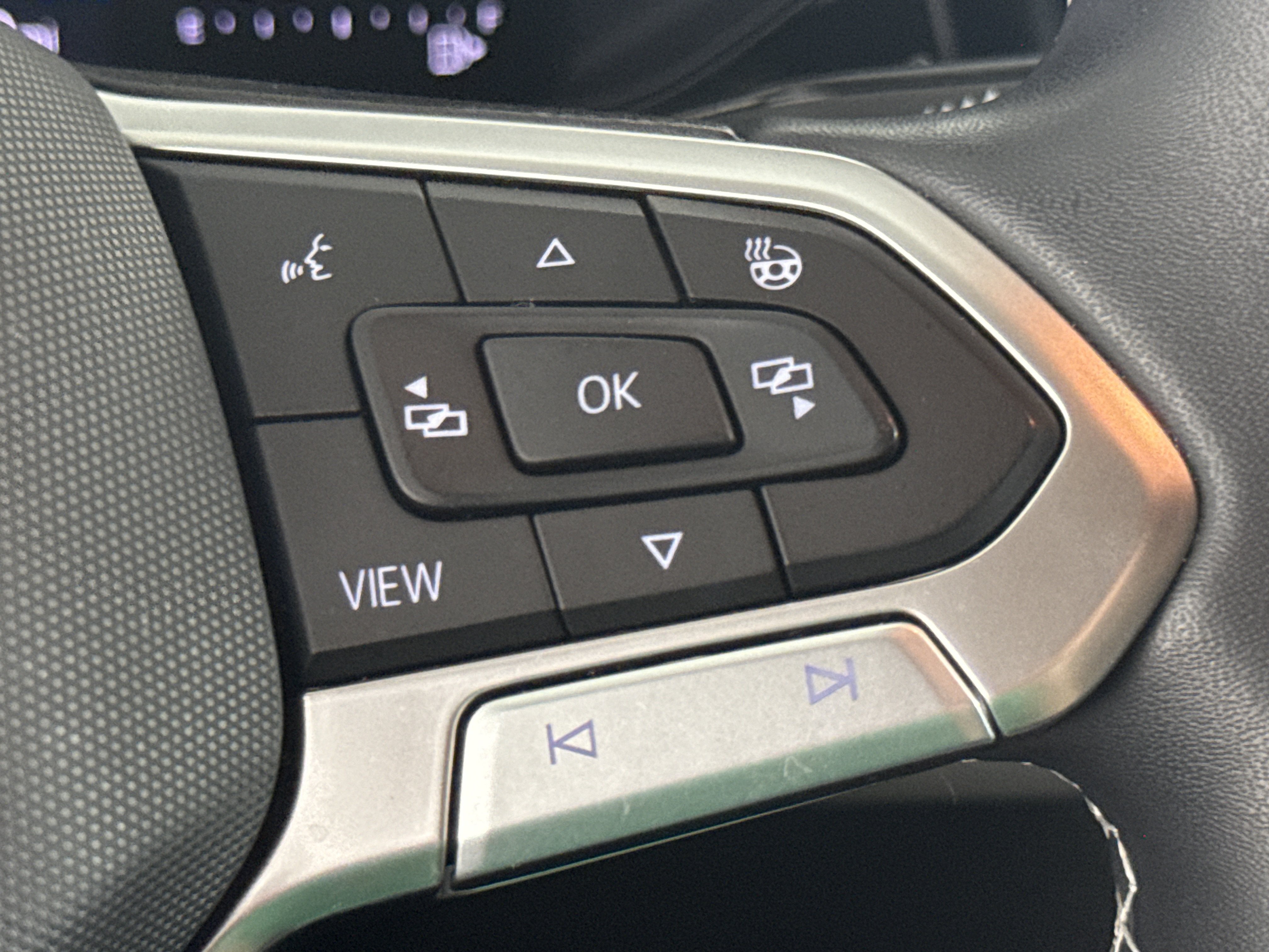 2023 Volkswagen Taos S