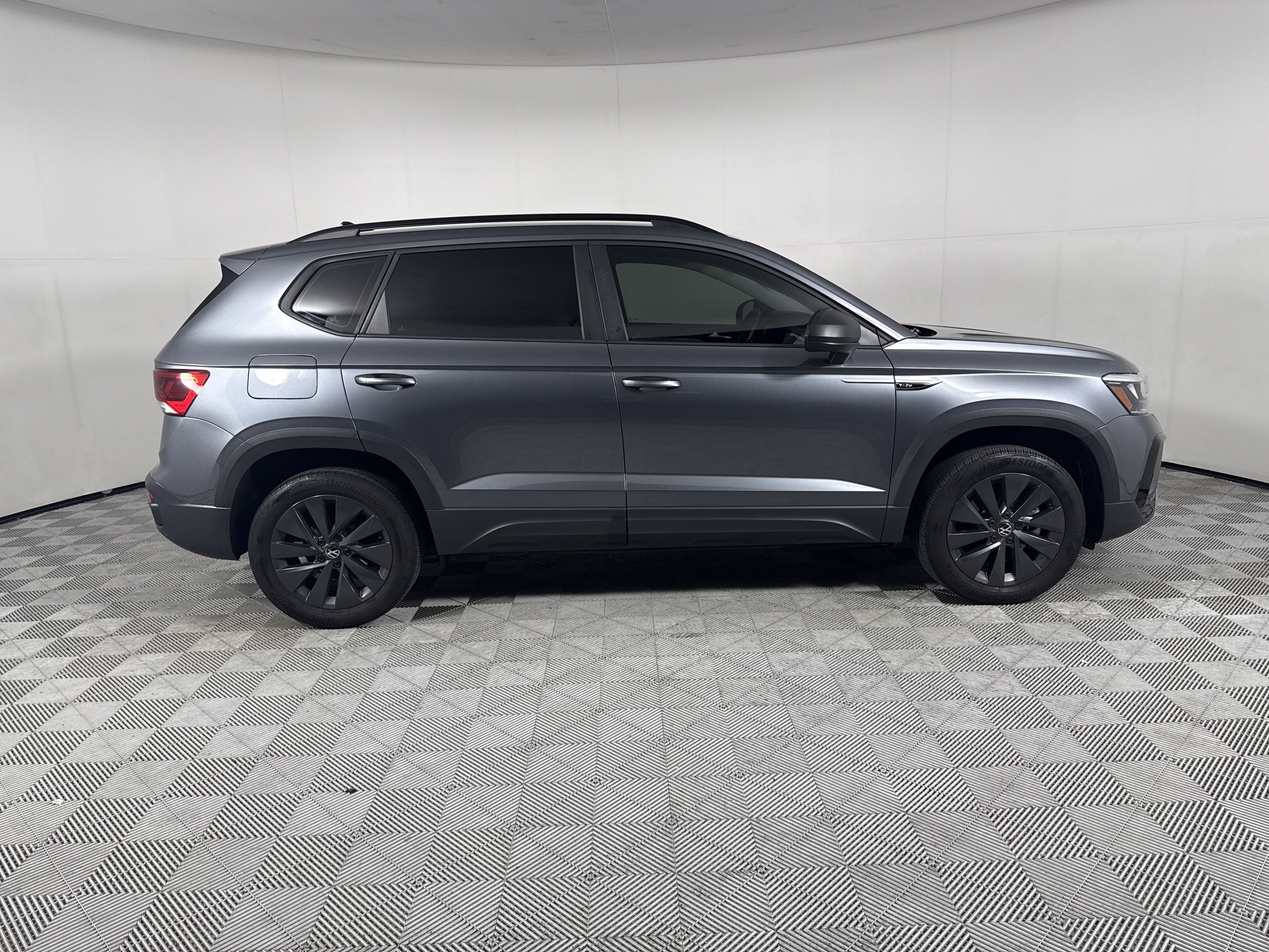 2023 Volkswagen Taos S