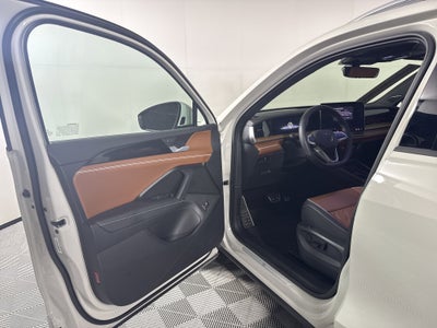 2025 Volkswagen Tiguan SEL R-Line